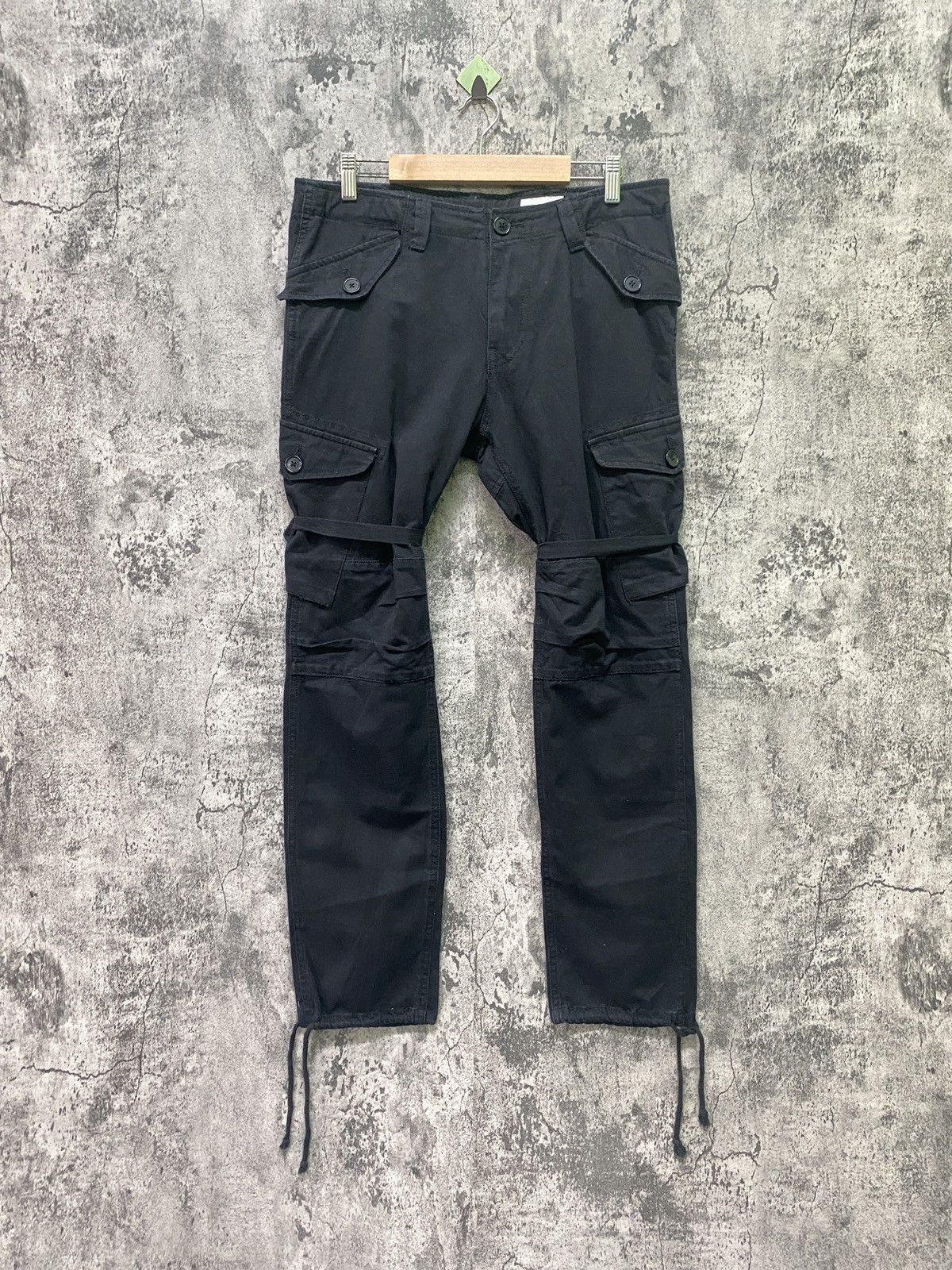 Designer × Japanese Brand × Seditionaries JAPAN WORLD WIDE LOVE Cargo Multipocket Bondage Pants Size US 32 / EU 48 - 1 Thumbnail