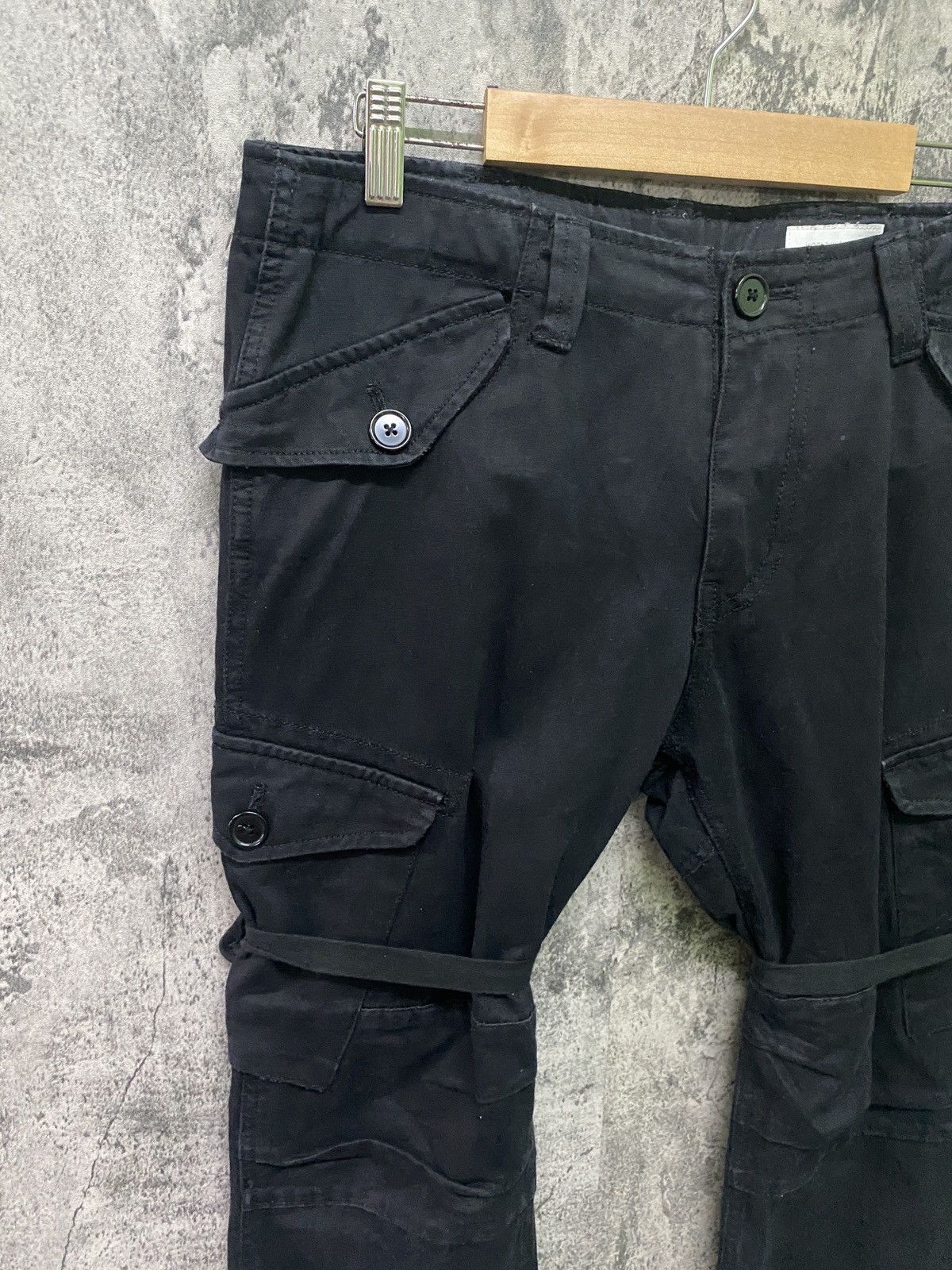 Designer × Japanese Brand × Seditionaries JAPAN WORLD WIDE LOVE Cargo Multipocket Bondage Pants Size US 32 / EU 48 - 9 Thumbnail