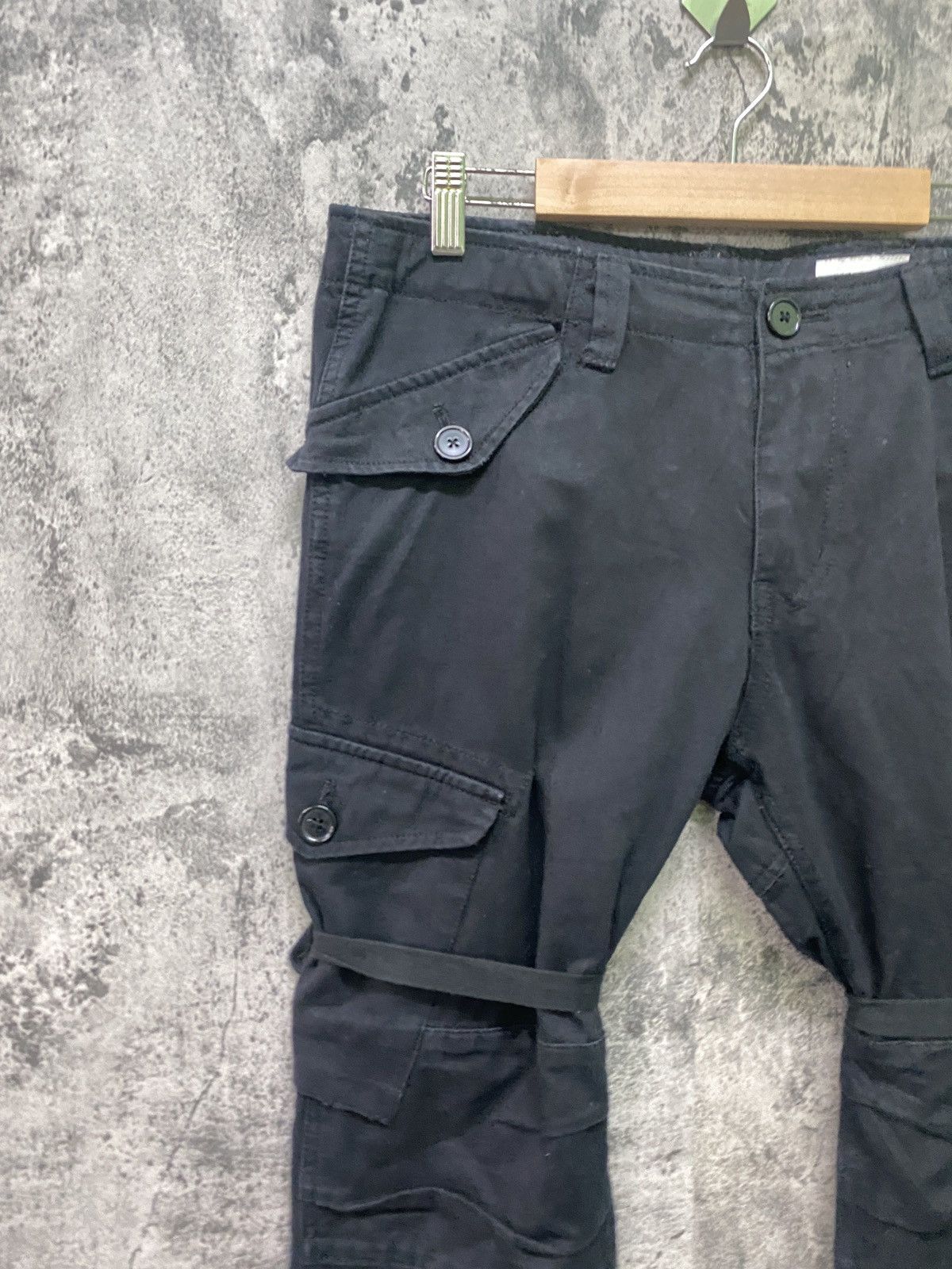 Designer × Japanese Brand × Seditionaries JAPAN WORLD WIDE LOVE Cargo Multipocket Bondage Pants Size US 32 / EU 48 - 4 Thumbnail