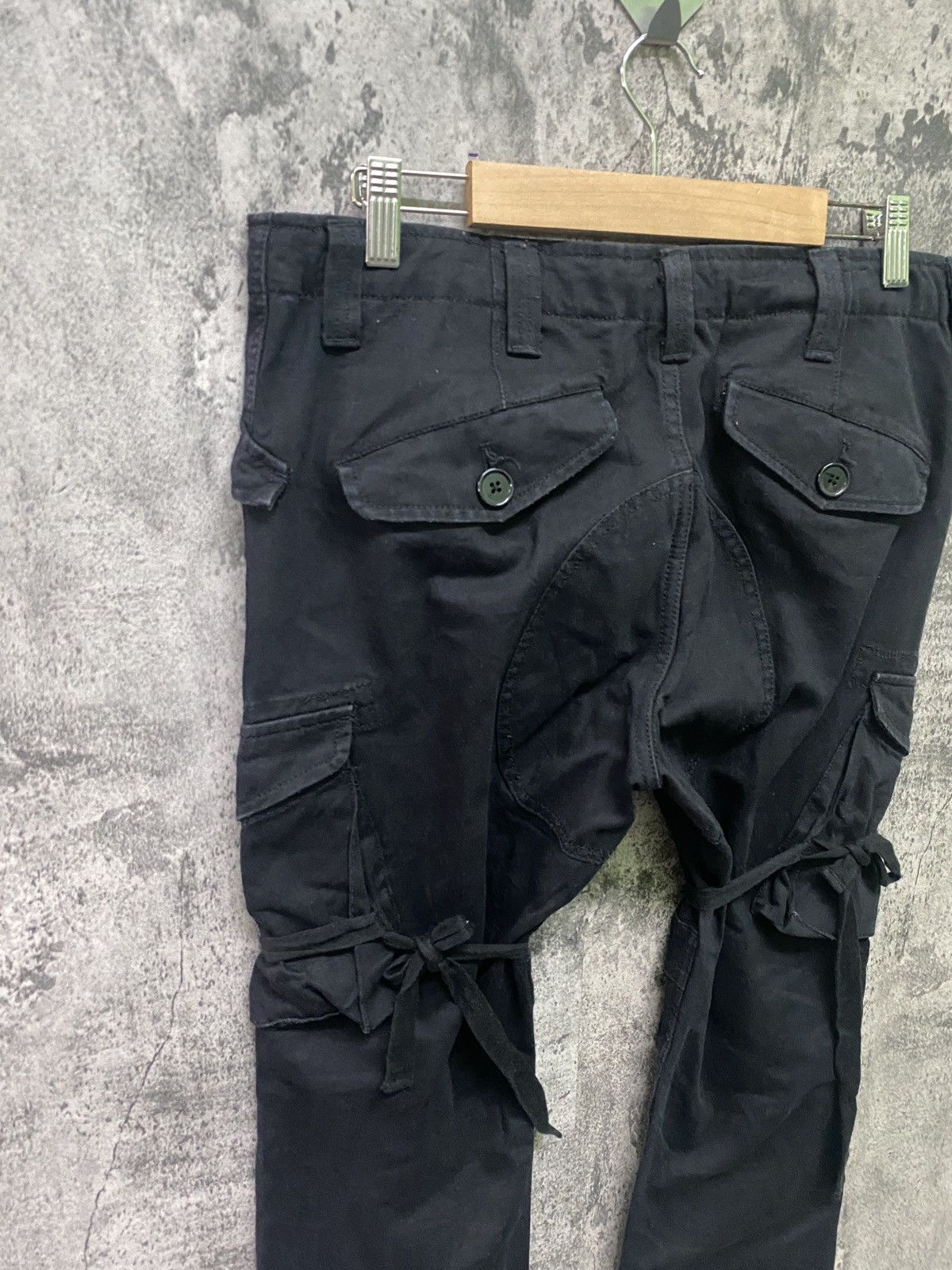 Designer × Japanese Brand × Seditionaries JAPAN WORLD WIDE LOVE Cargo Multipocket Bondage Pants Size US 32 / EU 48 - 12 Thumbnail