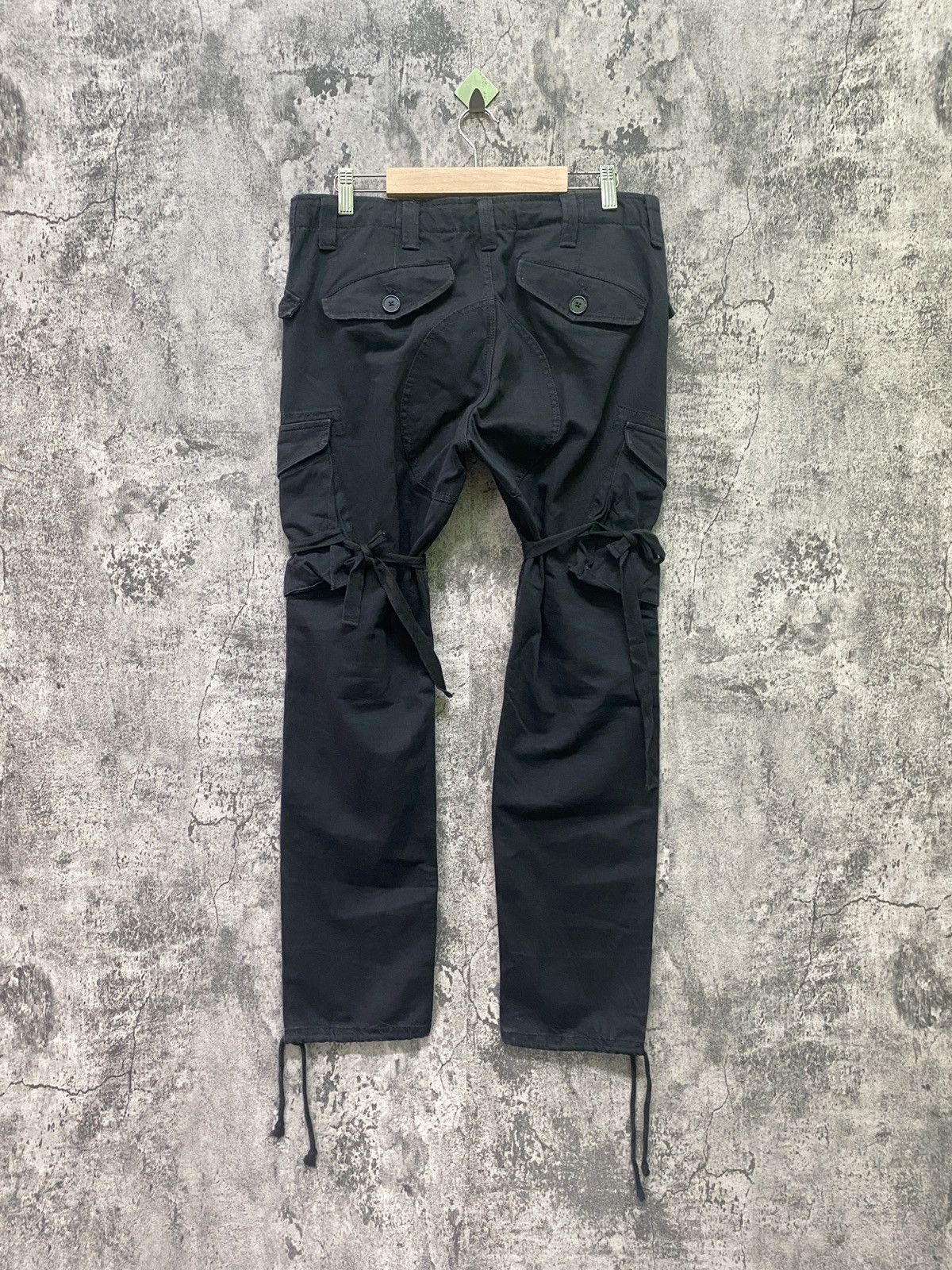 Designer × Japanese Brand × Seditionaries JAPAN WORLD WIDE LOVE Cargo Multipocket Bondage Pants Size US 32 / EU 48 - 2 Thumbnail