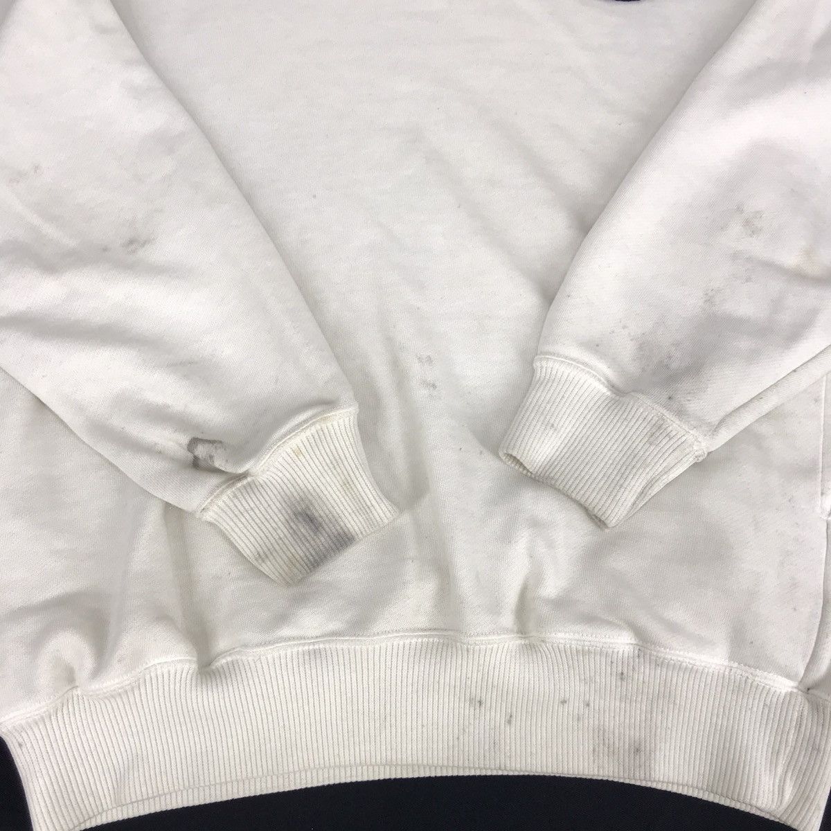 Lacoste Vintage Lacoste Sweatshirt Pull Over Style Jacket Size US S / EU 44-46 / 1 - 9 Thumbnail