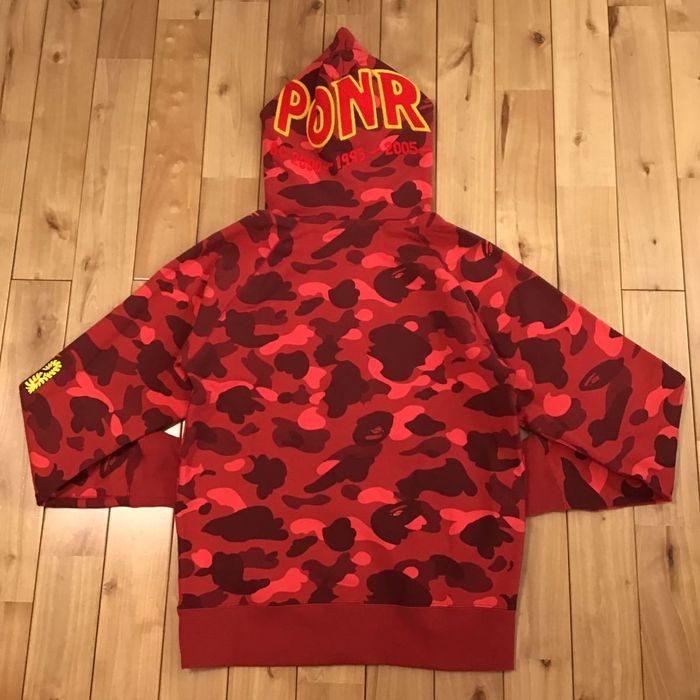 Bape shark hoodie red camo hot sale full zip