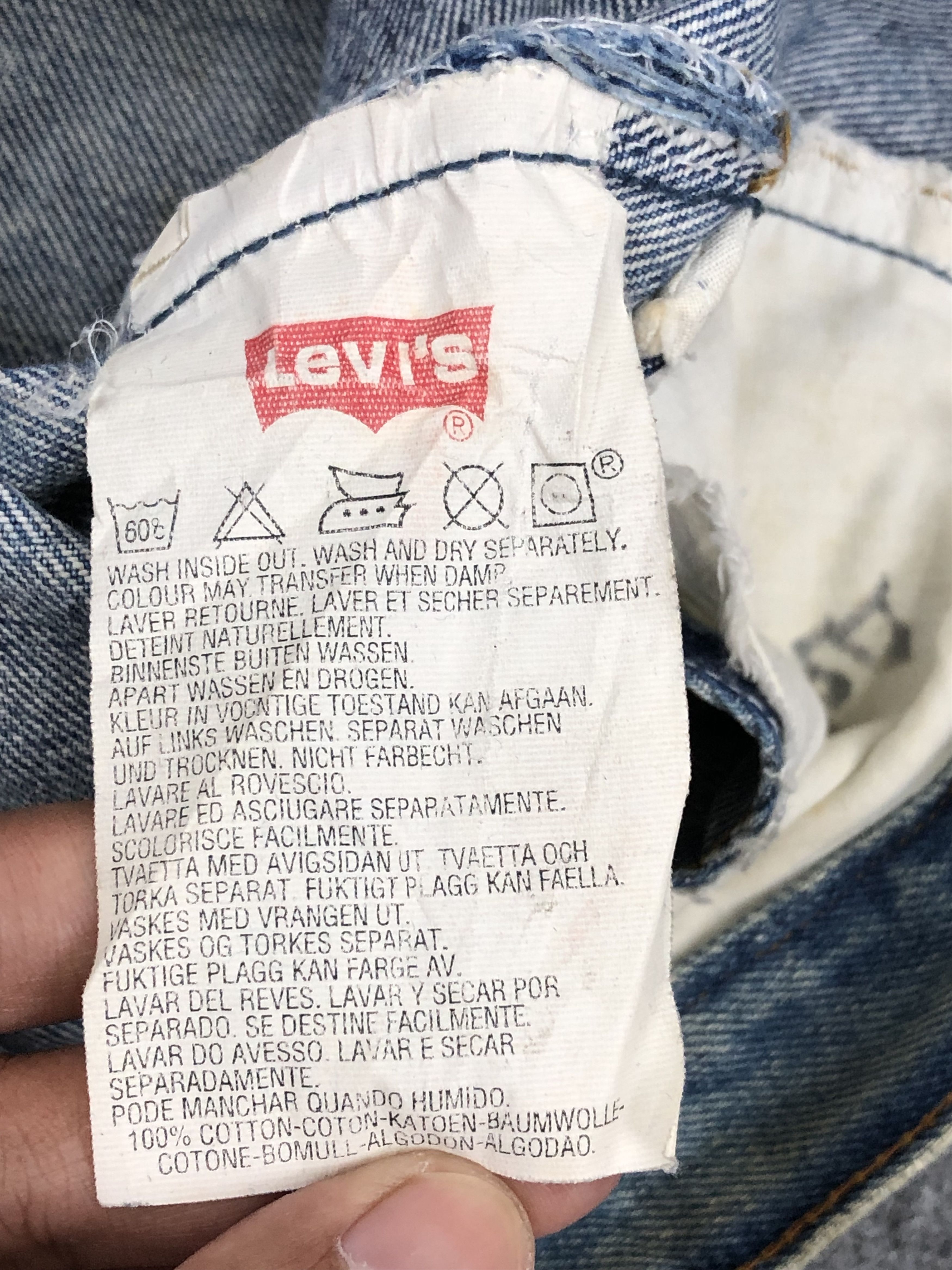 Levi's × Vintage Vintage 90s Levis 501 Faded Blue Jeans Size US 34 / EU 50 - 5 Thumbnail