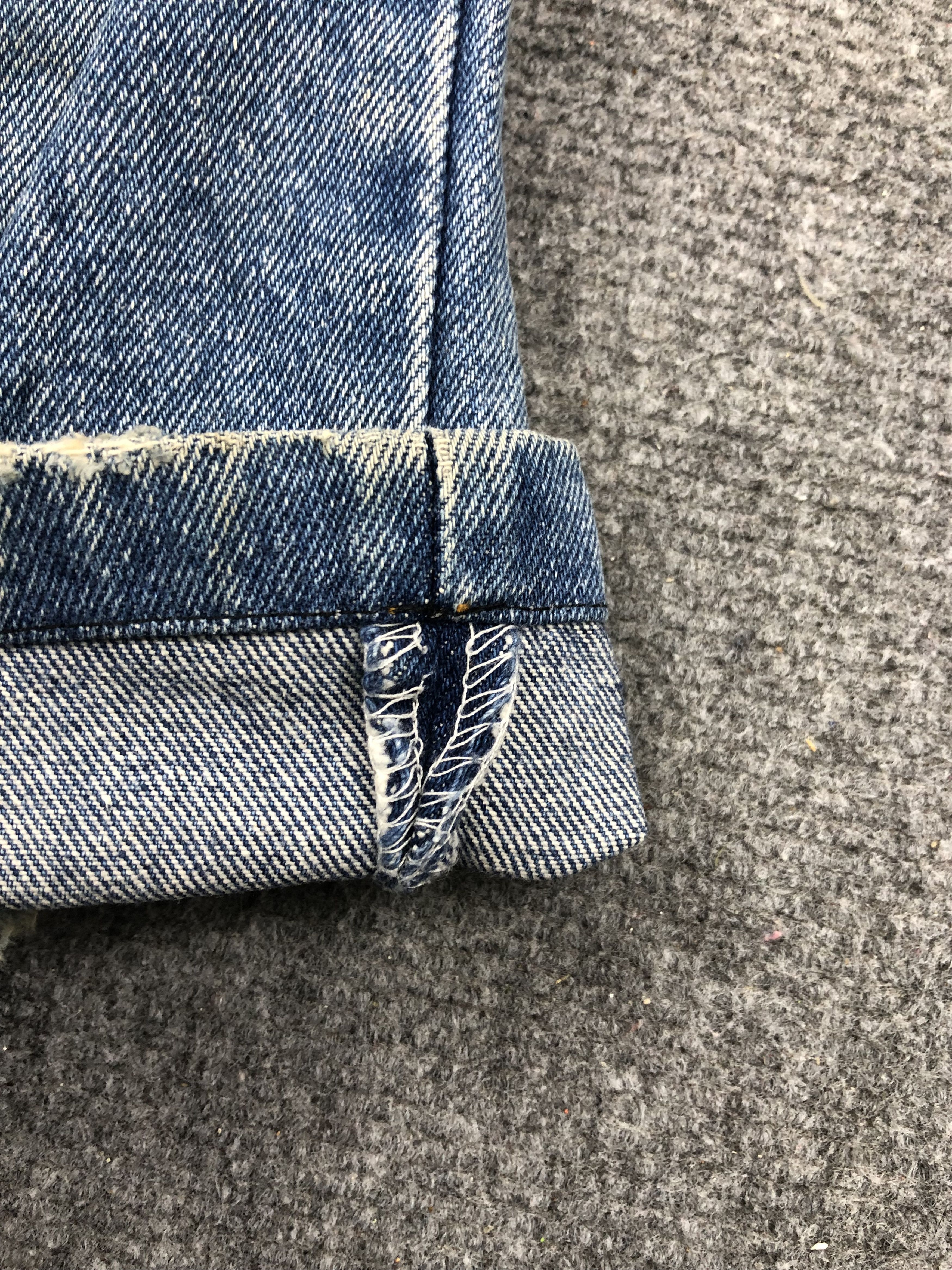 Levi's × Vintage Vintage 90s Levis 501 Faded Blue Jeans Size US 34 / EU 50 - 7 Thumbnail