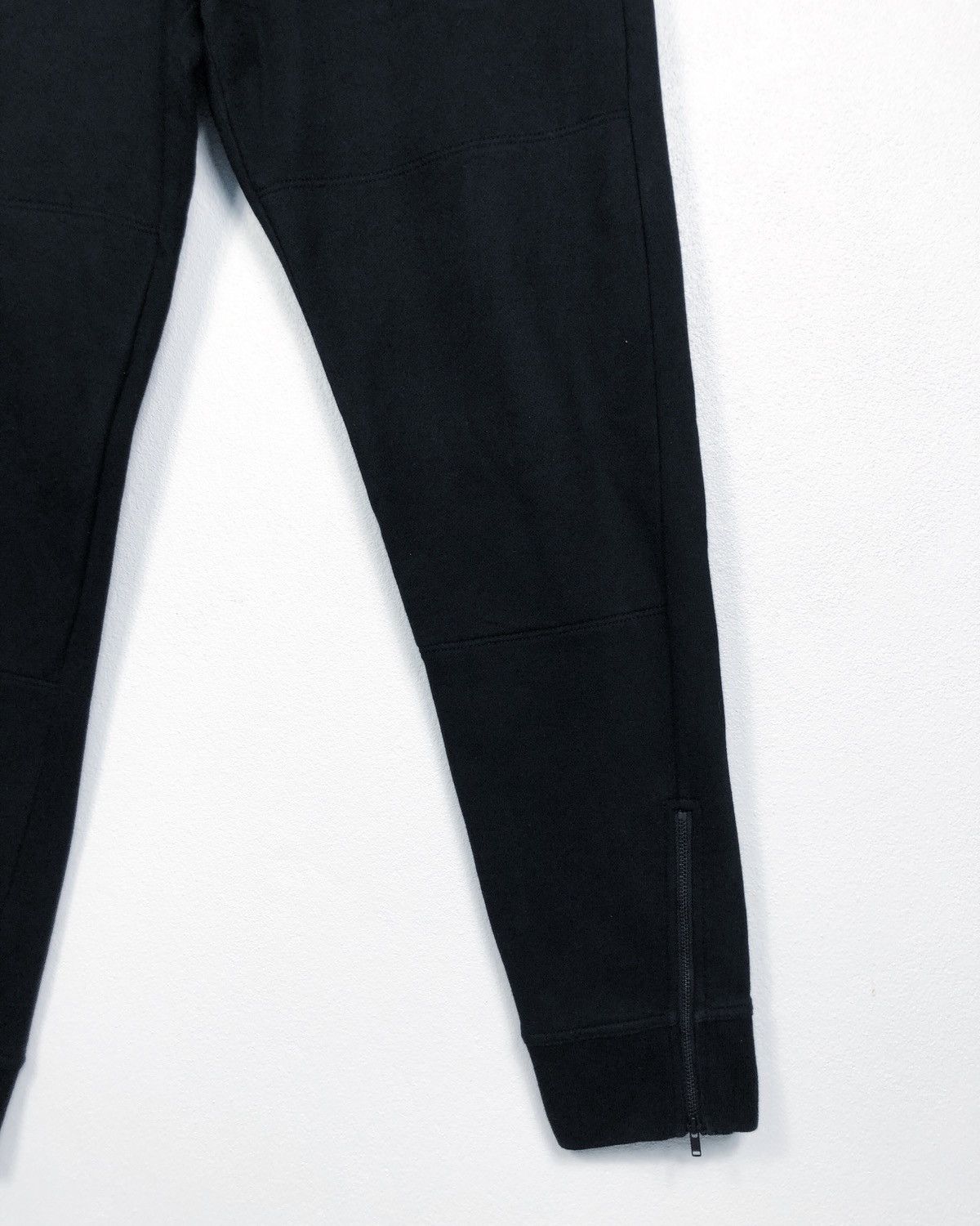 Christophe Lemaire × Lemaire × Uniqlo Rare Uniqlo X Lemaire Sweatpants Size US 31 - 4 Thumbnail