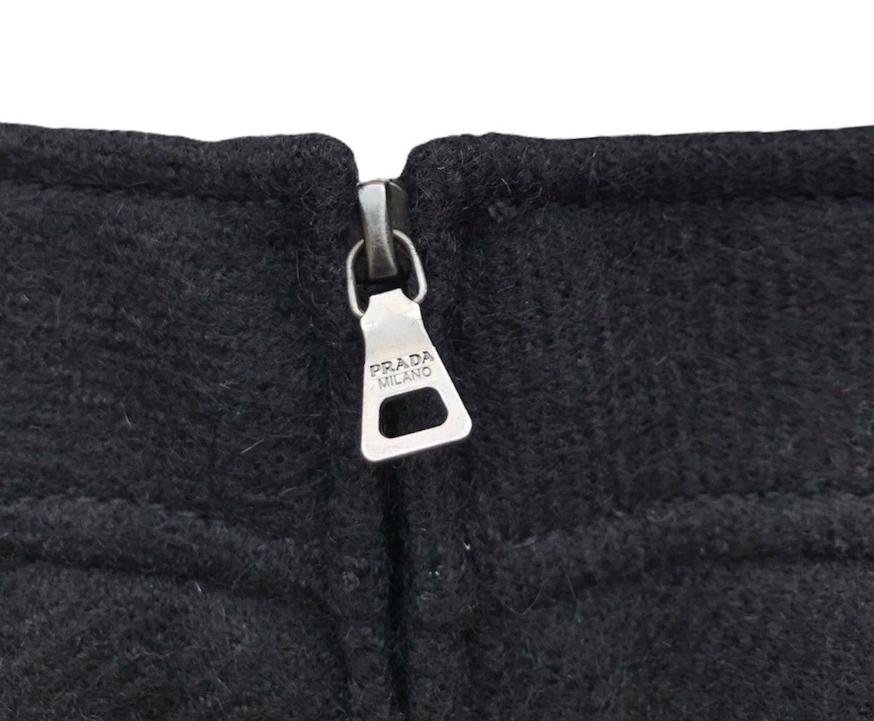 Prada Prada wool skirt by riri zip Size US 29 - 3 Thumbnail