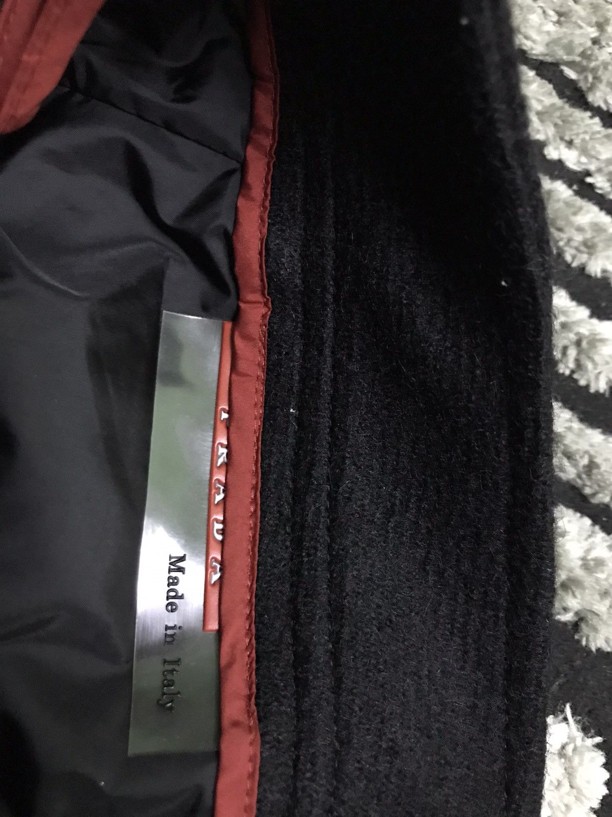 Prada Prada wool skirt by riri zip Size US 29 - 9 Thumbnail