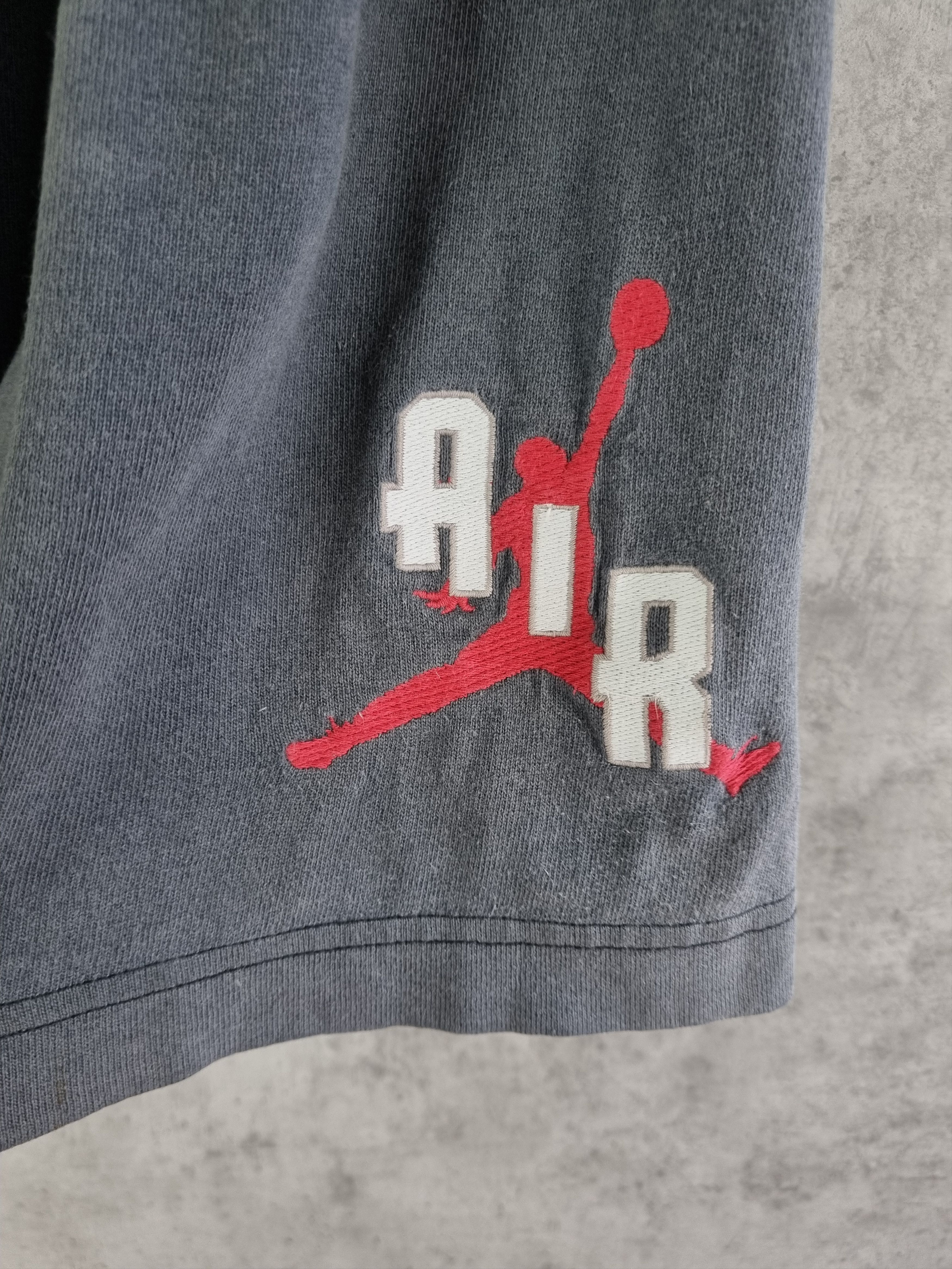 Nike × Vintage 1991 Vintage NIKE Jordan Air THRASHED Faded Shorts Size US 32 / EU 48 - 11 Thumbnail