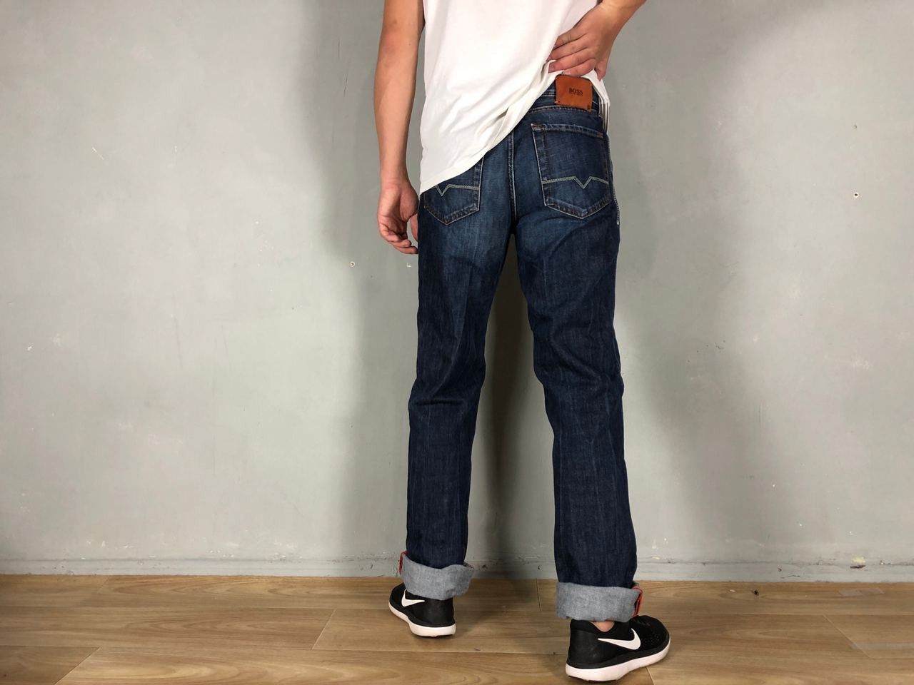 Hugo Boss Hugo boss pants denim jeans blue size W32 L36 Size US 32 / EU 48 - 4 Thumbnail
