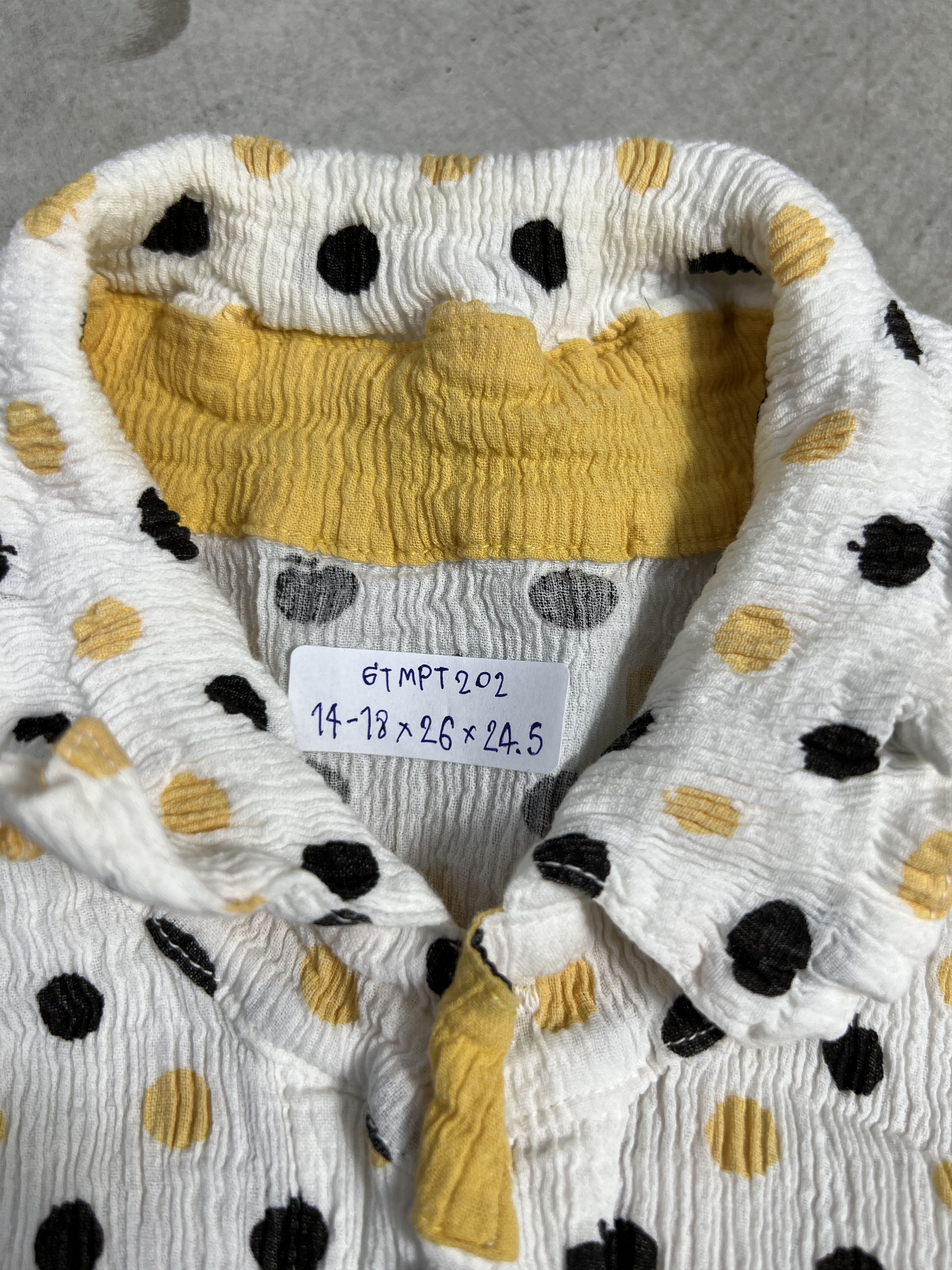 Tsumori Chisato Tsumori Chisato Polka Dot Pleat Shirt (S) GTMPT202 Size S / US 4 / IT 40 - 2 Thumbnail