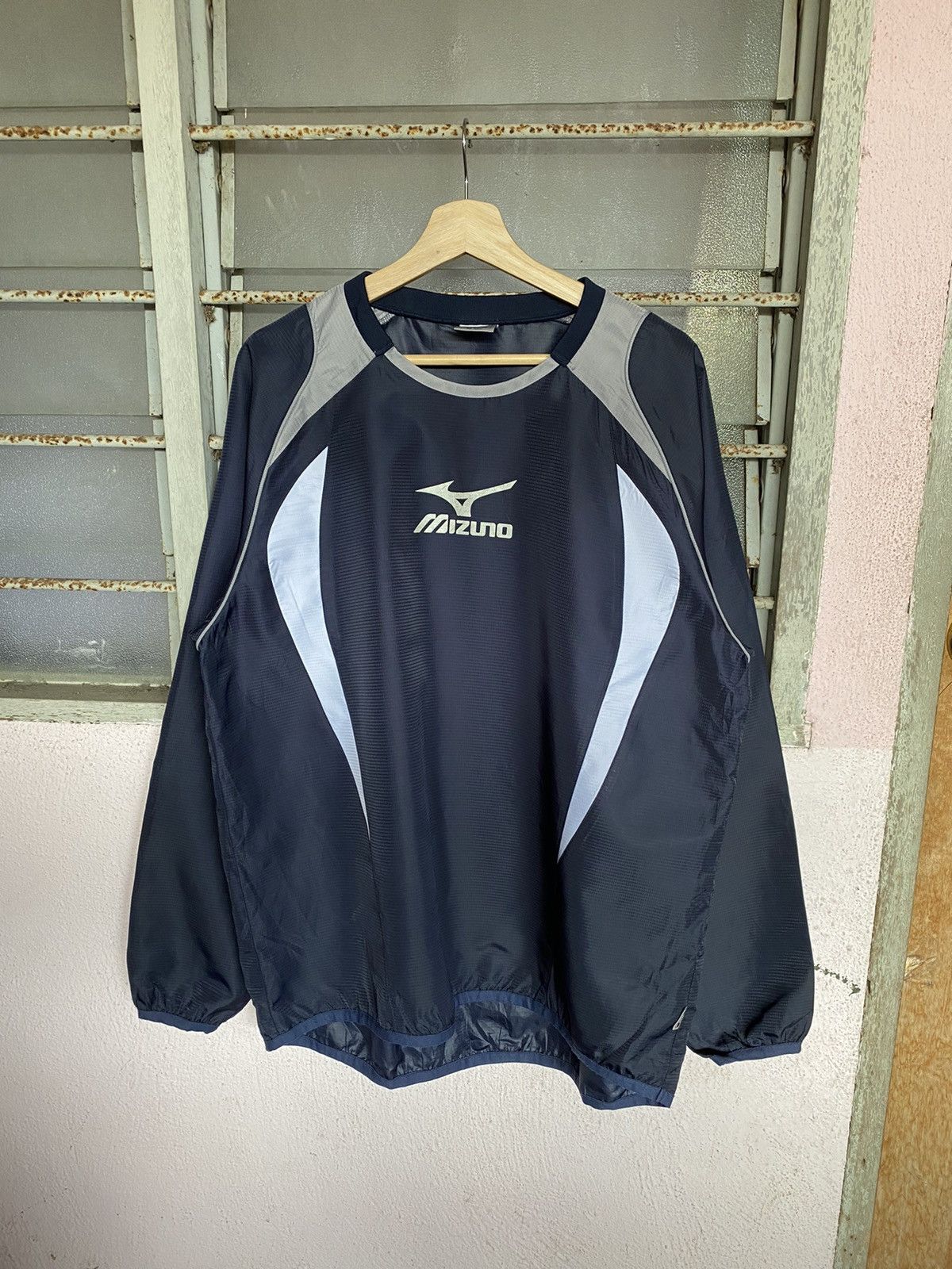 Mizuno Mizuno Center Logo Training Sweater Size US L / EU 52-54 / 3 - 5 Thumbnail