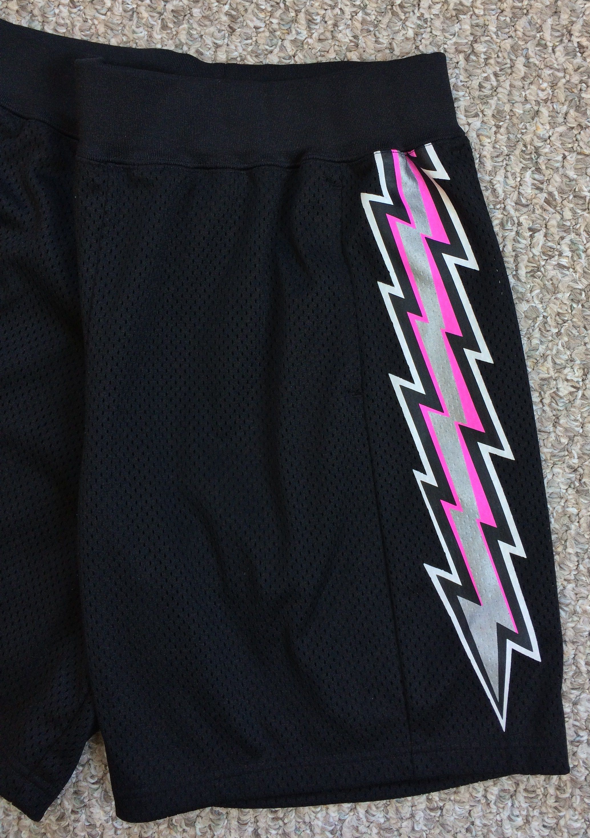 Supreme NEW S/S 2018 Supreme Bolt Shorts Small Size US 30 / EU 46 - 3 Thumbnail