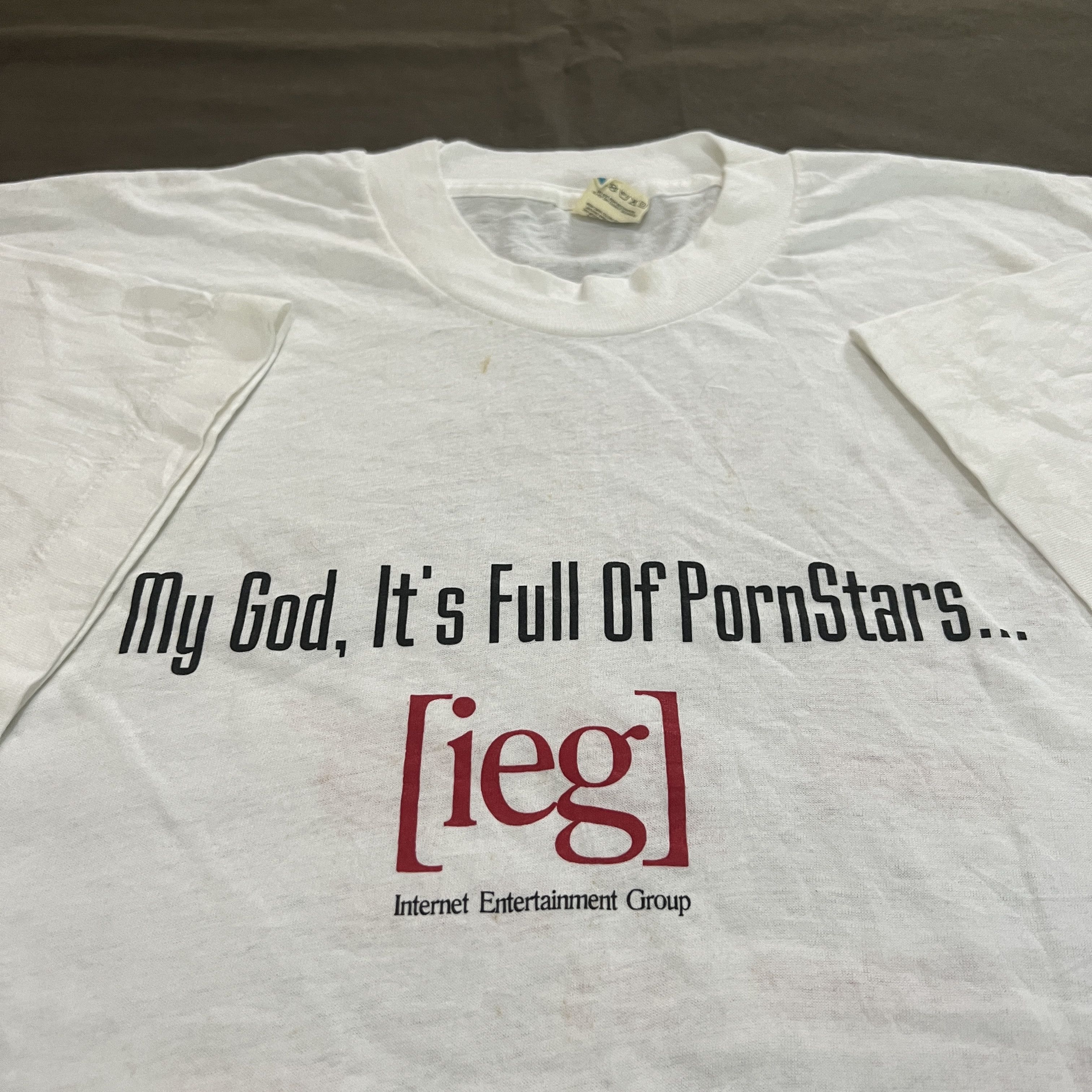 Vintage Vintage 90s ieg Tee Signed By Stephanie Swift Pornstars Size US XL / EU 56 / 4 - 8 Thumbnail