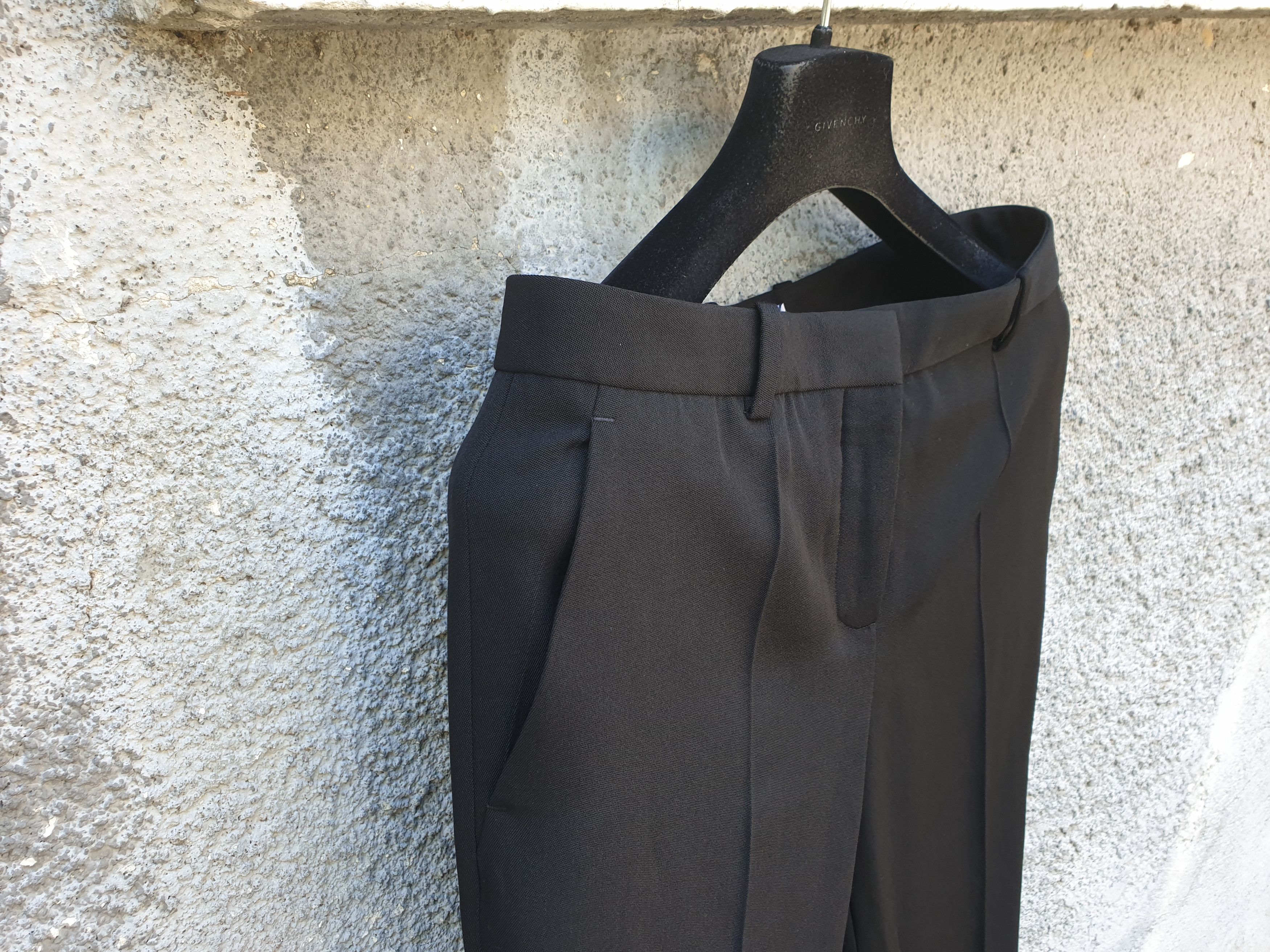 Givenchy $990 Givenchy Black Cropped Straight Mid-Rise Wool Trousers Size 28" / US 6 / IT 42 - 7 Thumbnail