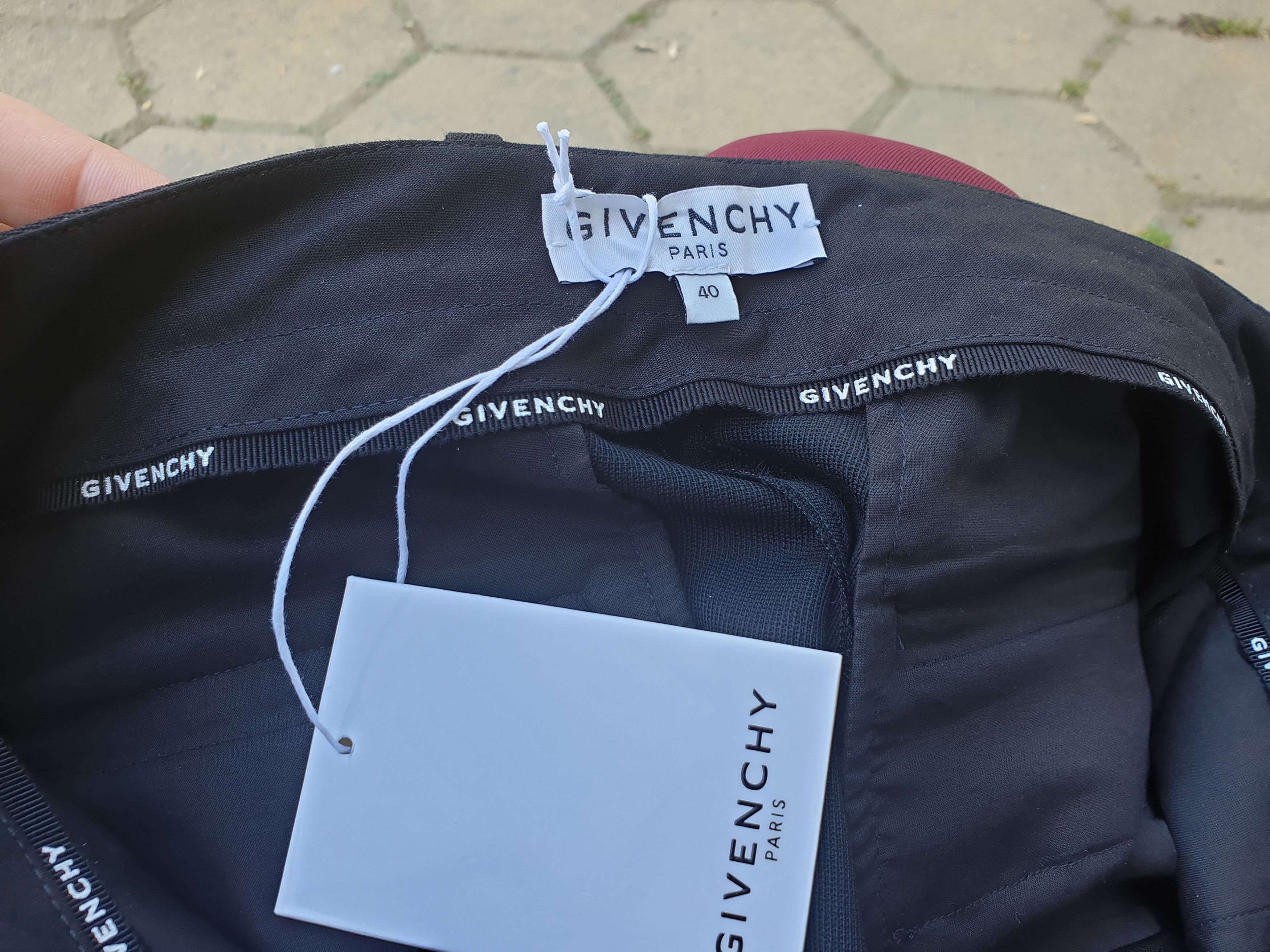 Givenchy $990 Givenchy Black Cropped Straight Mid-Rise Wool Trousers Size 28" / US 6 / IT 42 - 12 Thumbnail