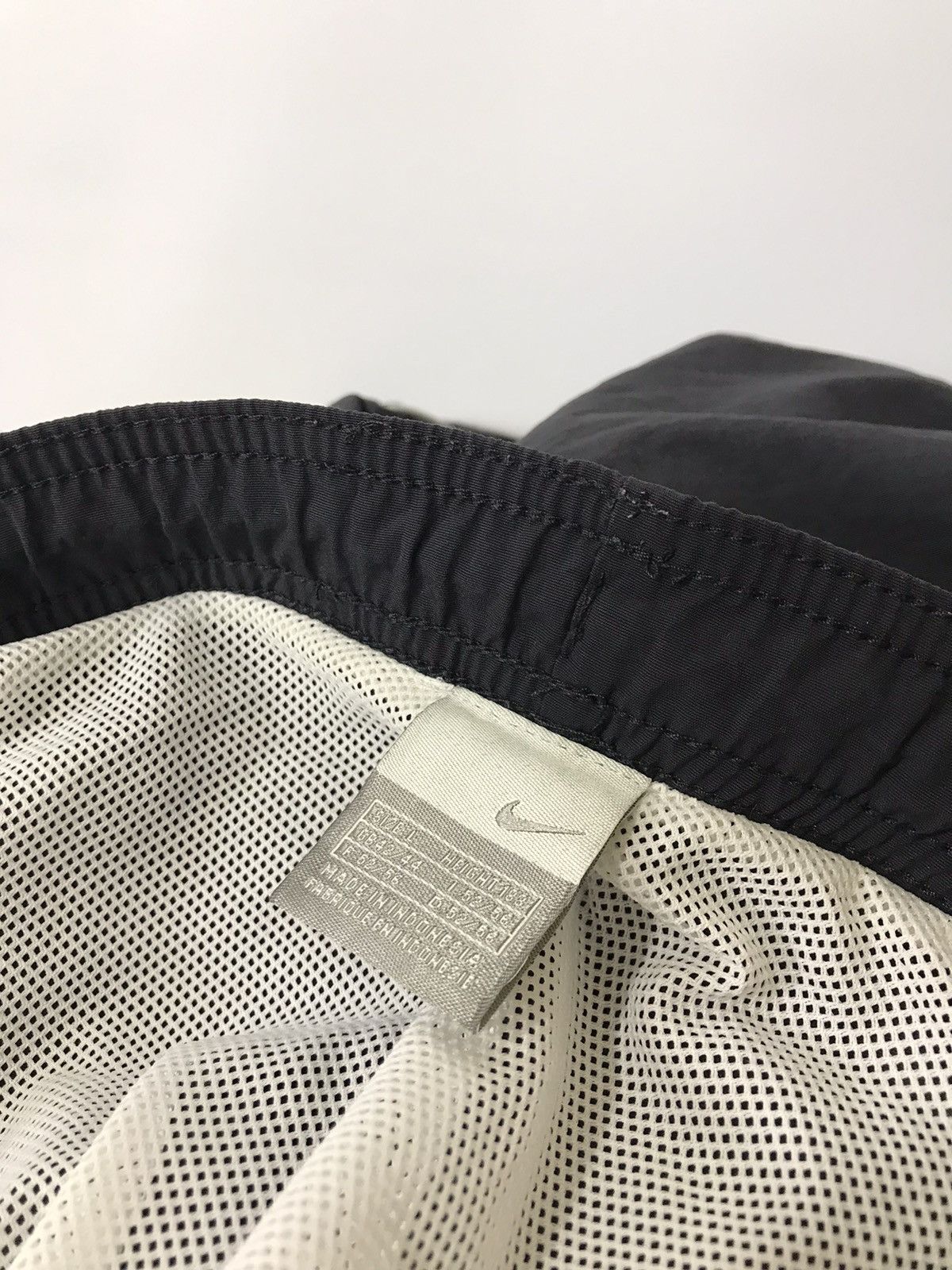 Nike × Vintage Vintage Nike shorts size L Size US 32 / EU 48 - 3 Thumbnail
