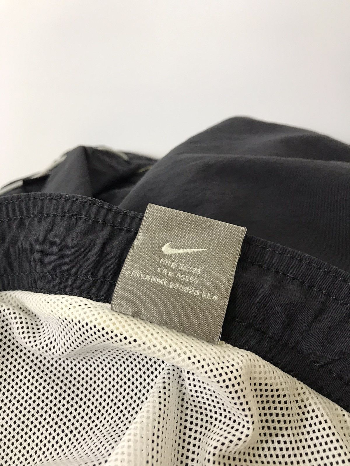 Nike × Vintage Vintage Nike shorts size L Size US 32 / EU 48 - 4 Thumbnail