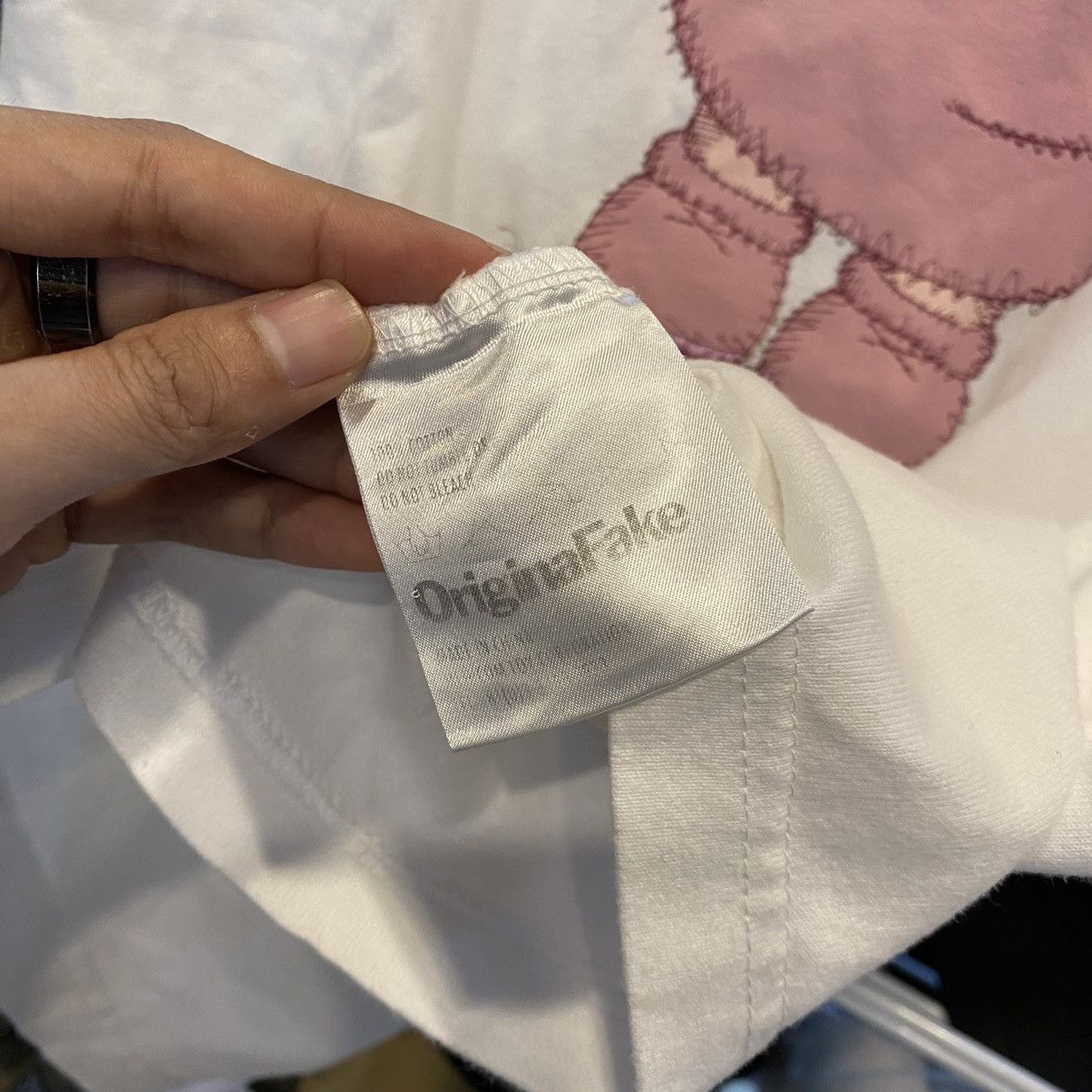 Japanese Brand × Kaws × Original Fake Original Fake X Kaws tee size:L Size US L / EU 52-54 / 3 - 6 Thumbnail