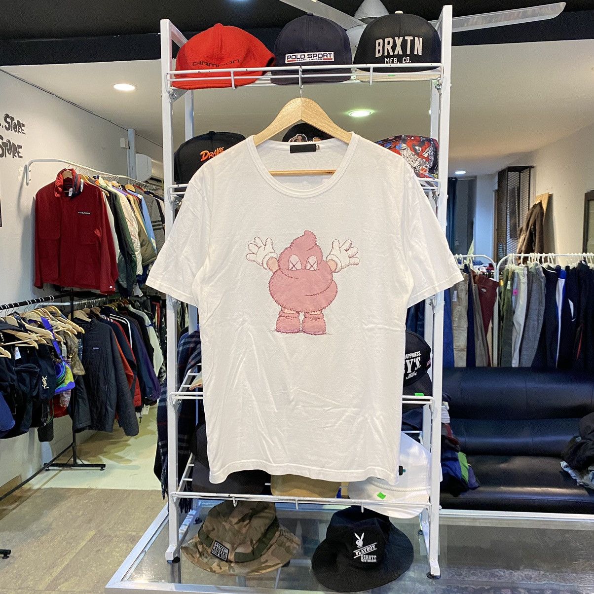 Japanese Brand × Kaws × Original Fake Original Fake X Kaws tee size:L Size US L / EU 52-54 / 3 - 1 Thumbnail