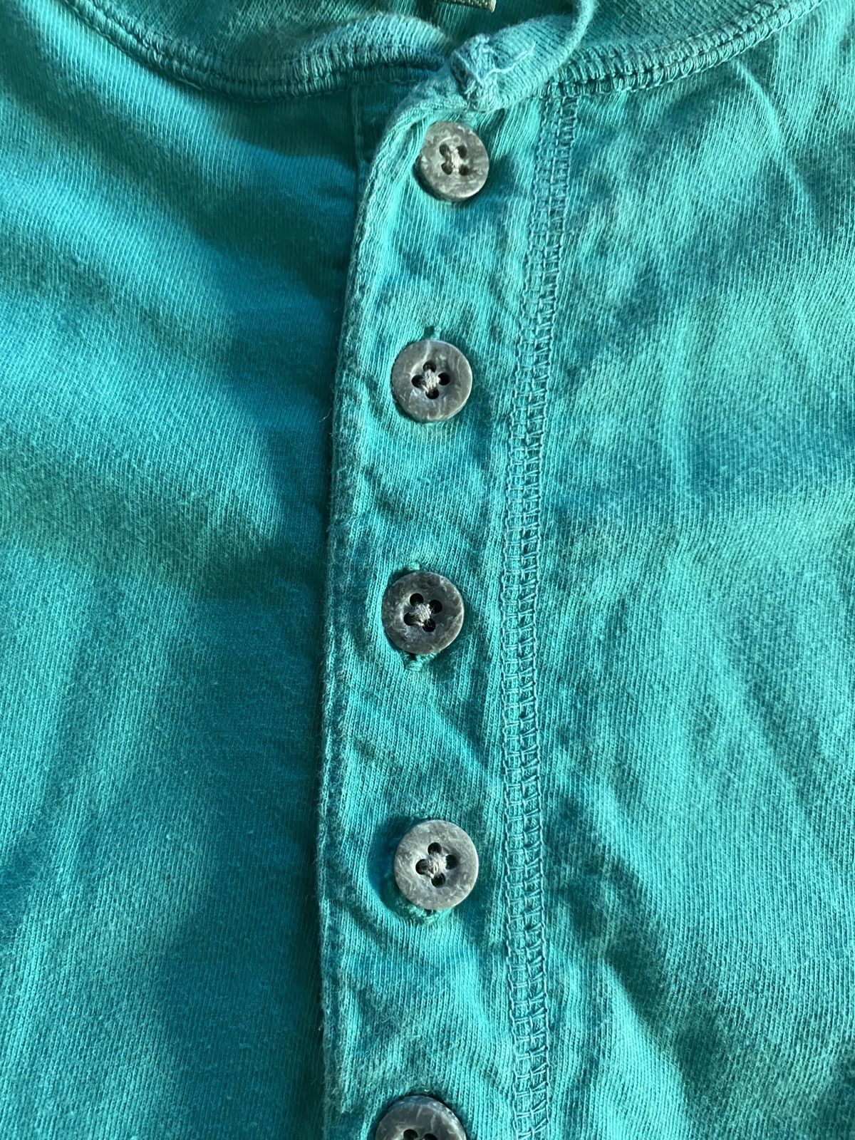 Levi's Vintage 90’s Levi’s Turquoise Henley Style Tee Size US L / EU 52-54 / 3 - 7 Thumbnail
