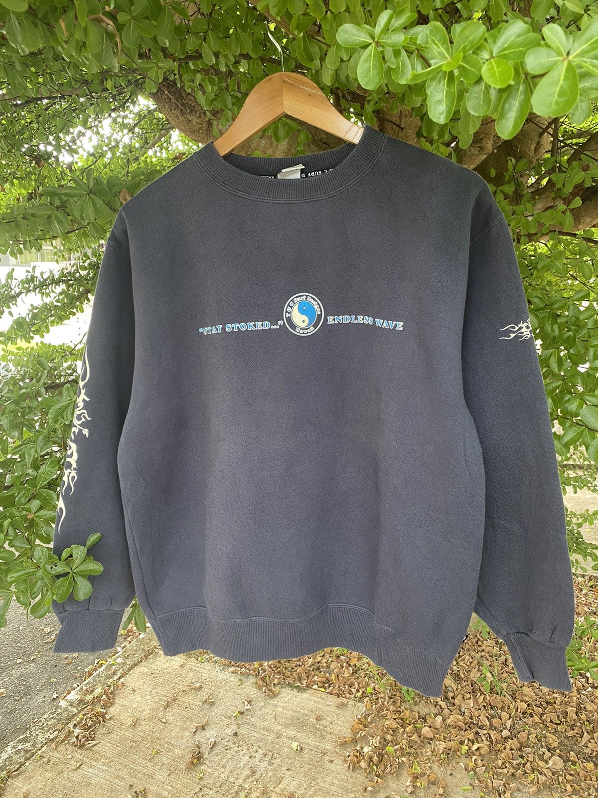 image of Hawaiian Shirt x Surf Style Steals T&c Surf Design Hawaii Spellout Sun Faded in Navy/Blue (Size Med