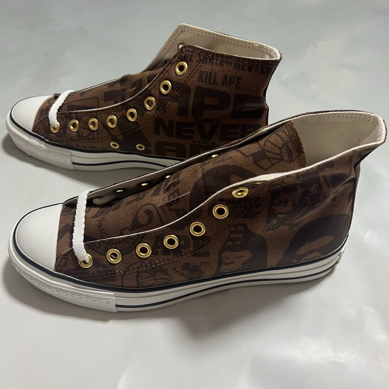 Bape BAPE APEsta Logo's brown canvas Size US 7 / EU 40 - 2 Thumbnail