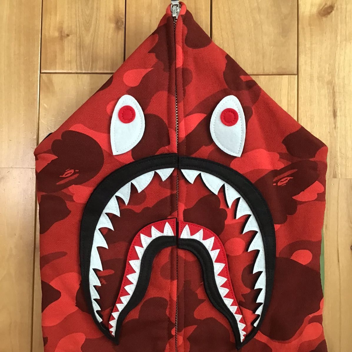Bape BAPE DETACHABLE shark full zip hoodie red camo Size US XL / EU 56 / 4 - 7 Thumbnail