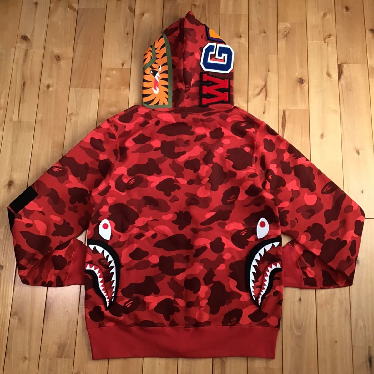 Bape BAPE DETACHABLE shark full zip hoodie red camo Size US XL / EU 56 / 4 - 3 Thumbnail