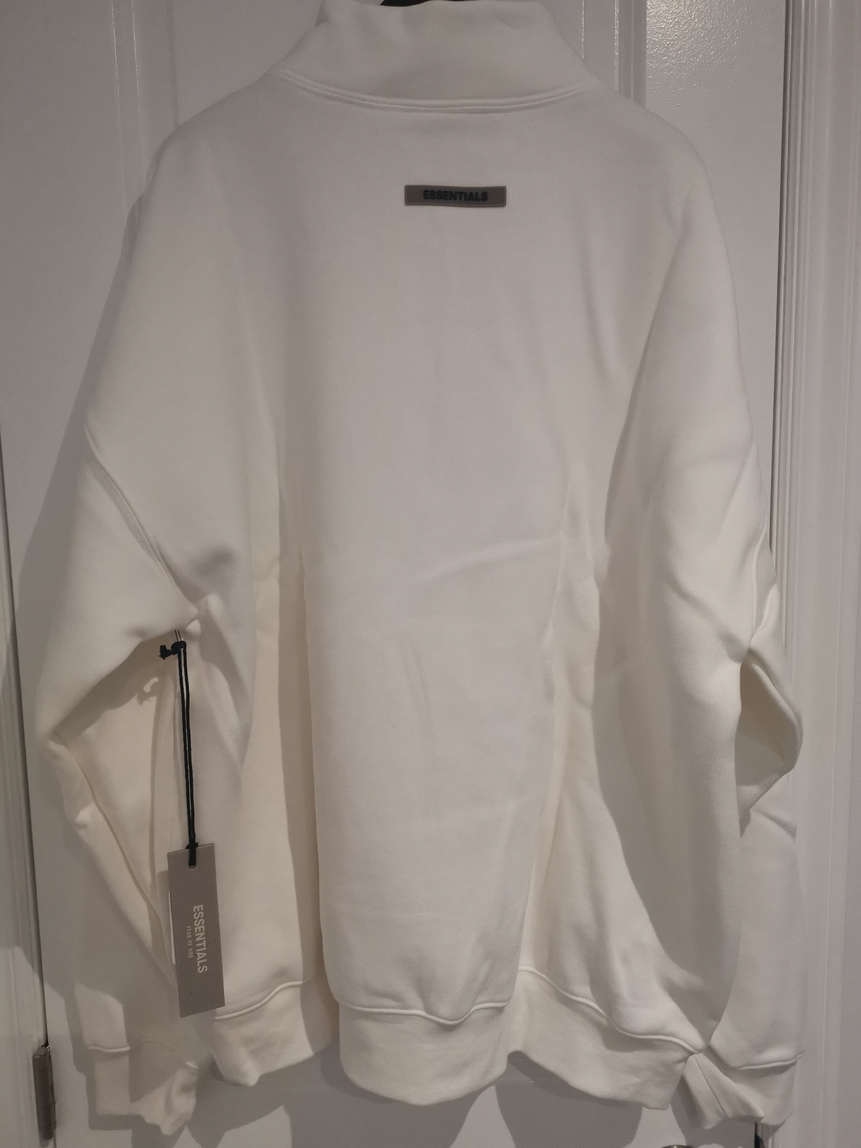 Fear of God Fear of God Essential White Mock Neck Sweatshirt M Size US M / EU 48-50 / 2 - 4 Thumbnail