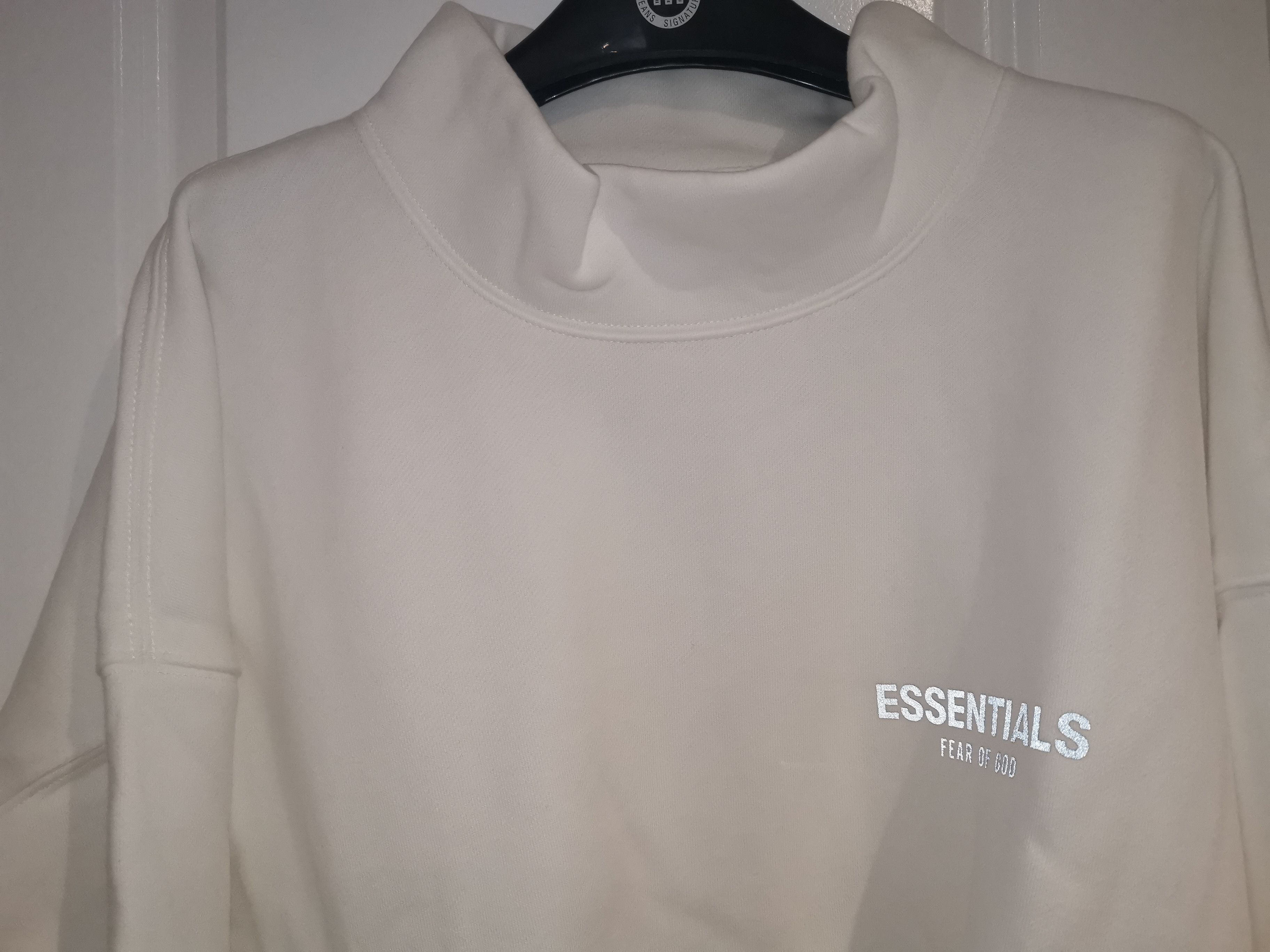 Fear of God Fear of God Essential White Mock Neck Sweatshirt M Size US M / EU 48-50 / 2 - 2 Thumbnail