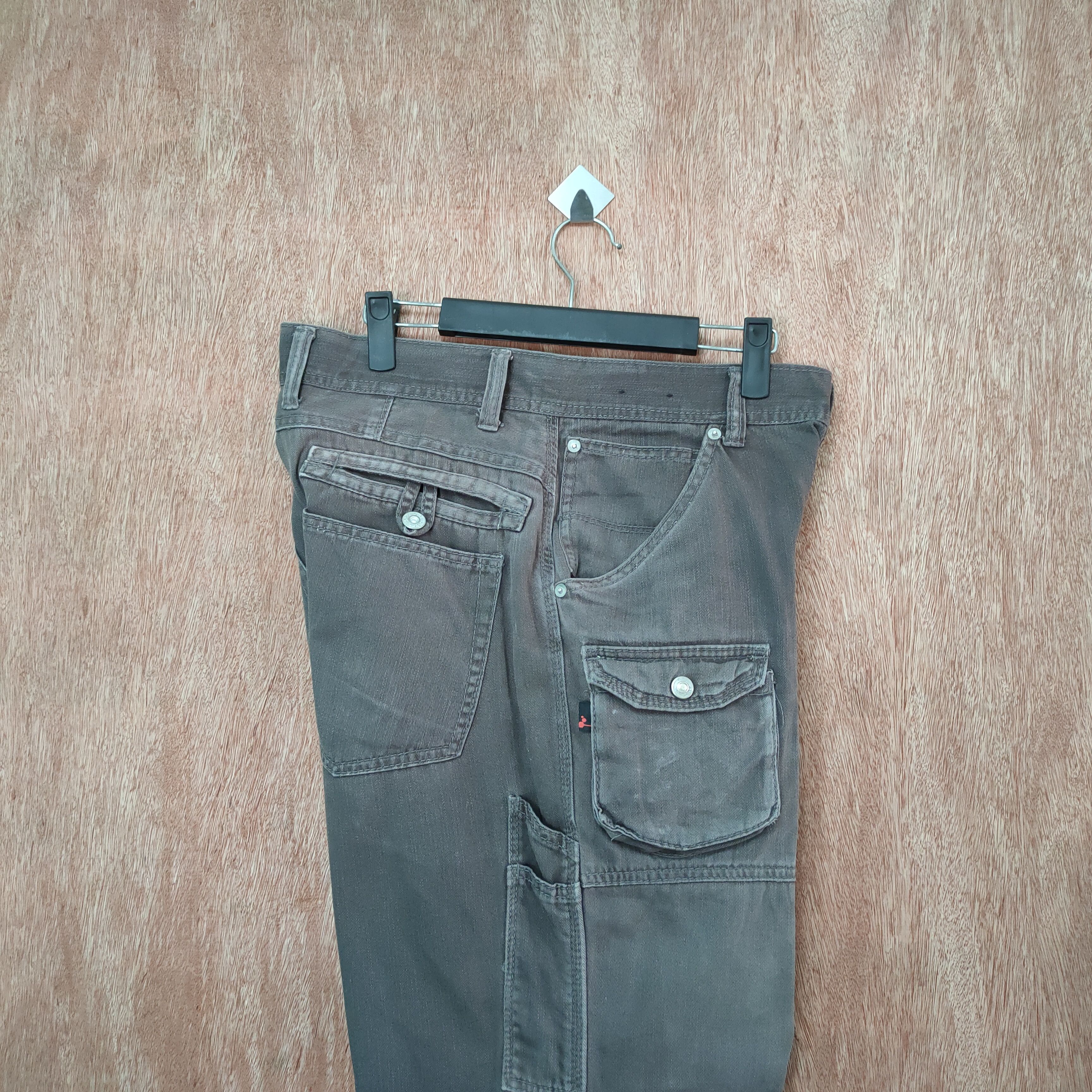 Japanese Brand JAPANESE BRAND 10 POCKET FADED VINTAGE CARGO PANTS Size US 32 / EU 48 - 8 Thumbnail