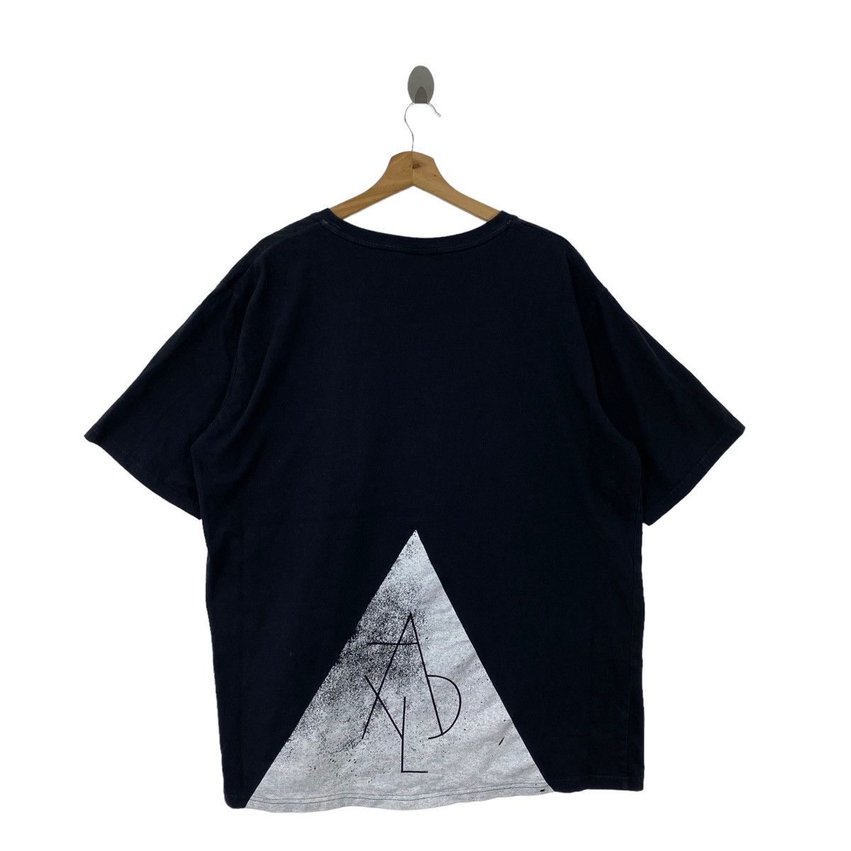 Band Tees ALEXANDROS Japanese Rock Band Official Merchandise Oversize Size US L / EU 52-54 / 3 - 4 Thumbnail
