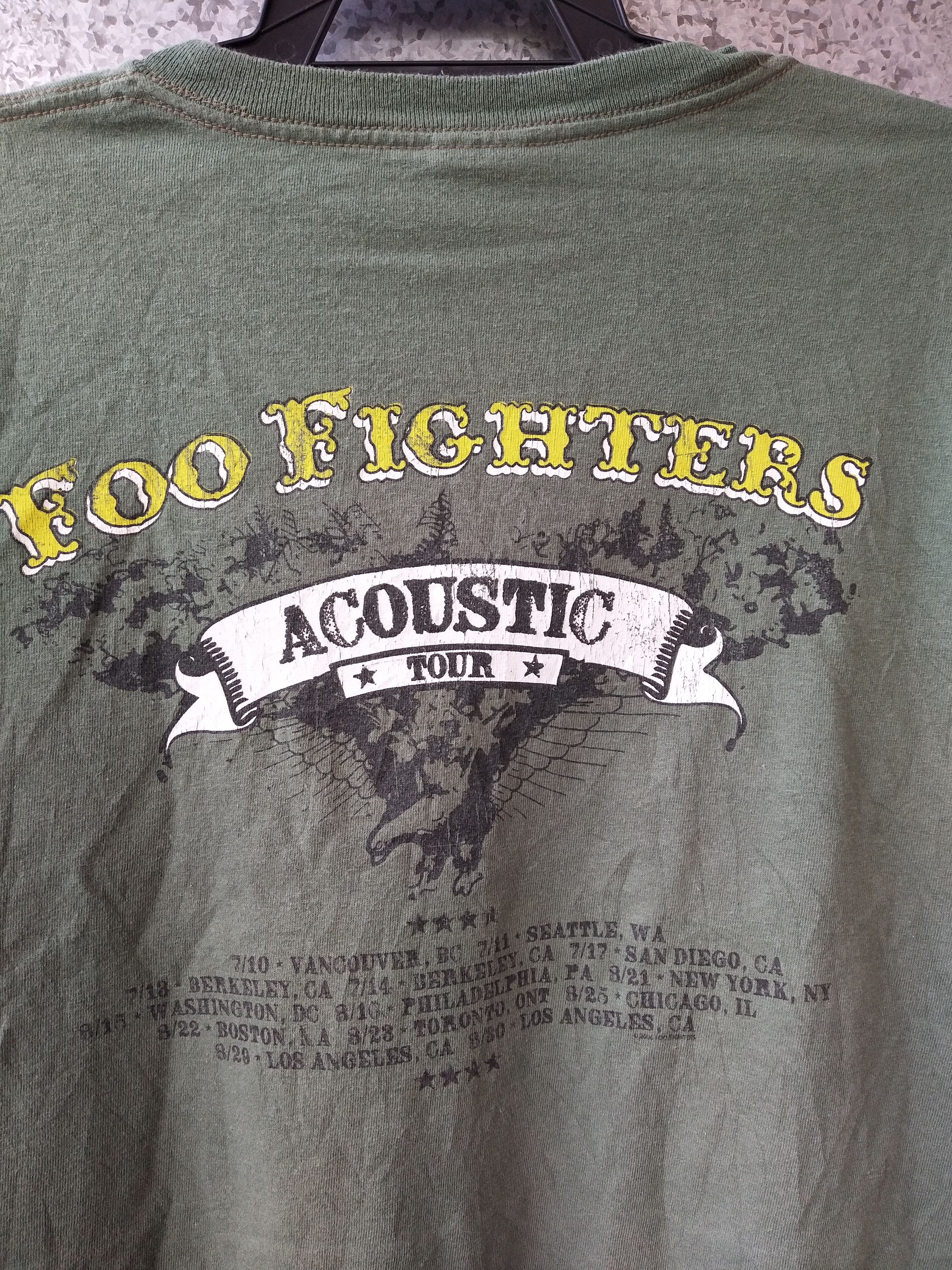 Band Tees 🔥 Vtg y2k Foo Fighters Tour Acoustic band tees Size US L / EU 52-54 / 3 - 4 Thumbnail