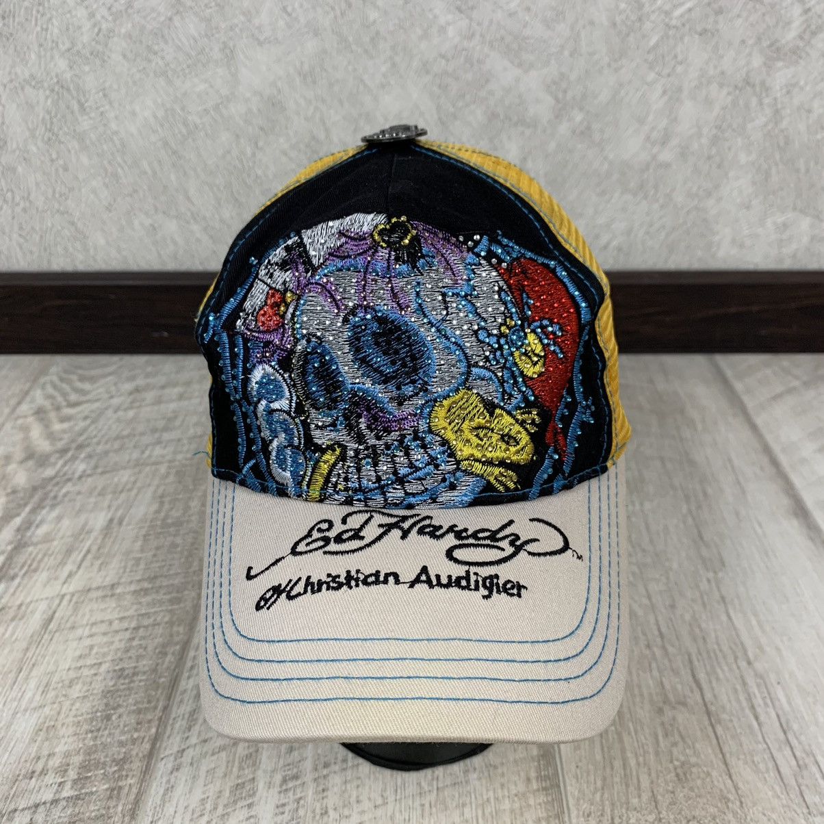 💥RARE! ED HARDY SKULL TRUCKER HAT