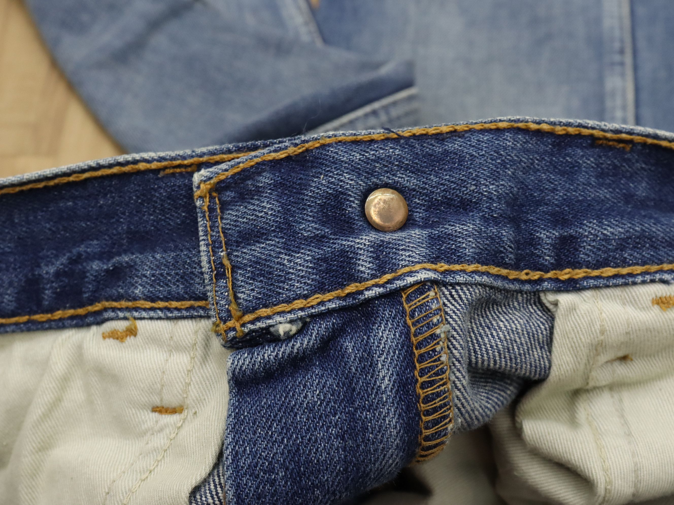 Levi's Vintage Clothing LVC 1969 60s BIG E Model Corn Denim 606 Slim Fit Distressed Size US 31 - 17 Thumbnail