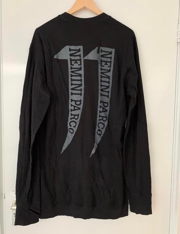 Reversible sweatshirt
