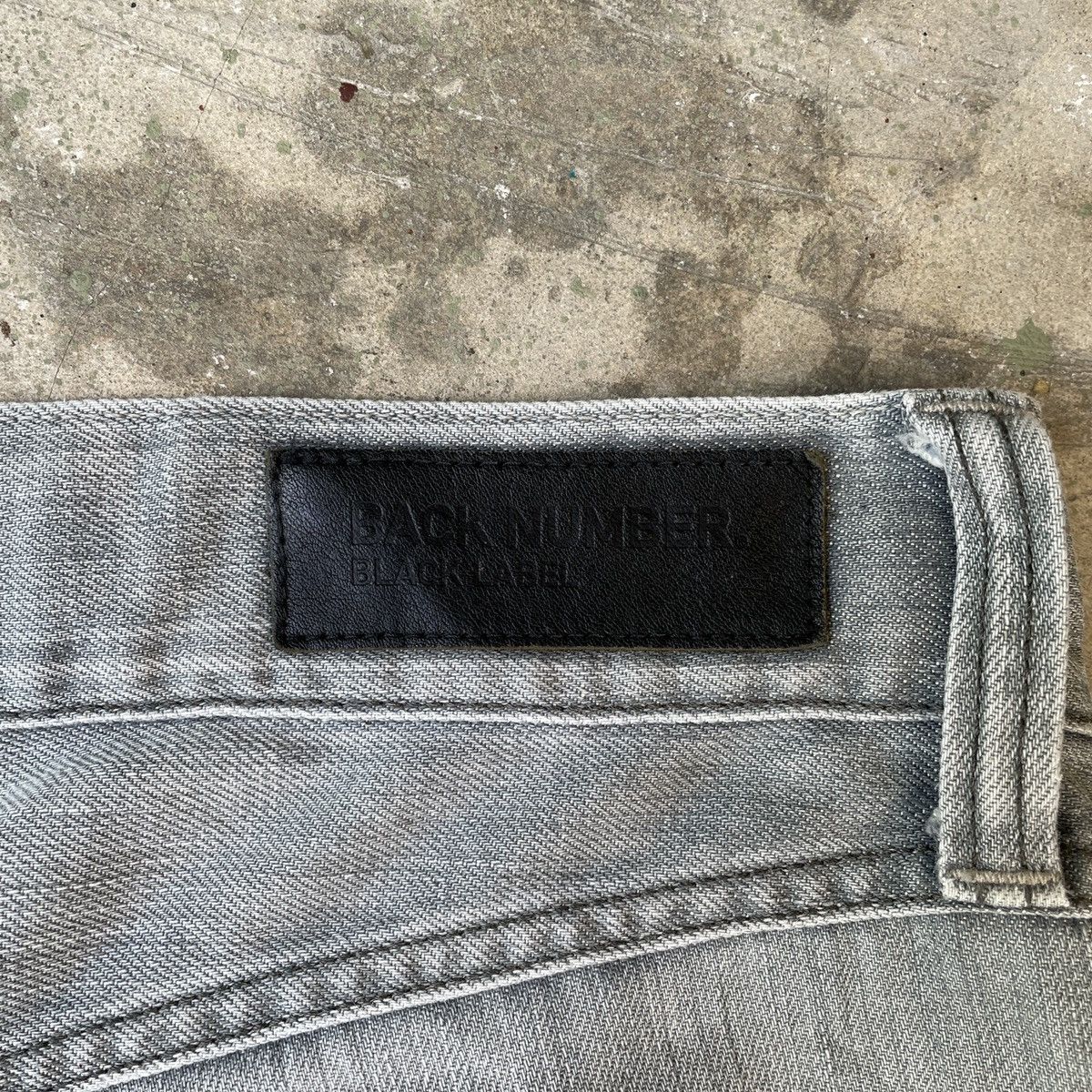 Japanese Brand Vintage Back Number Black Label Distressed Jeans Denim Pants Size US 31 - 12 Thumbnail