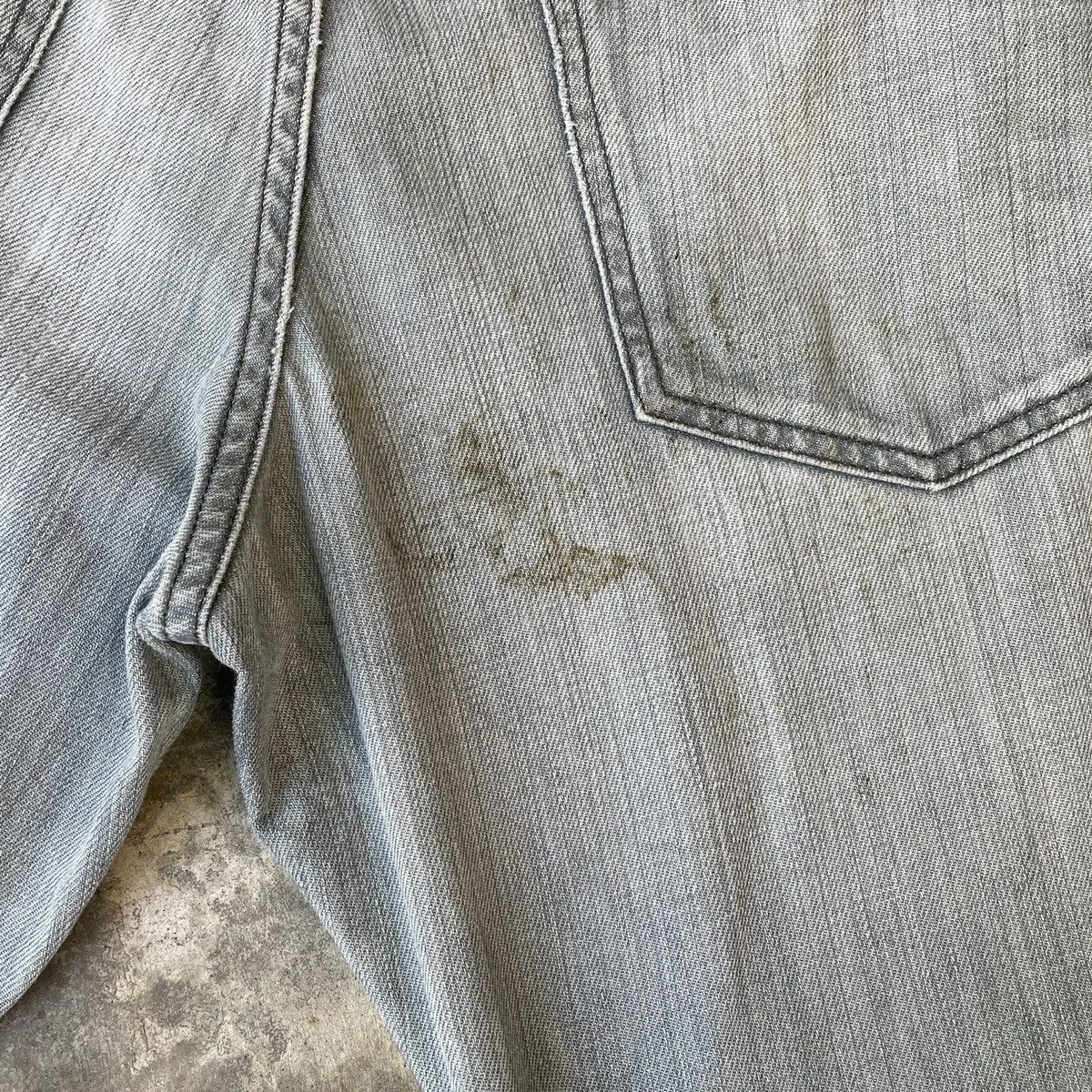 Japanese Brand Vintage Back Number Black Label Distressed Jeans Denim Pants Size US 31 - 11 Thumbnail
