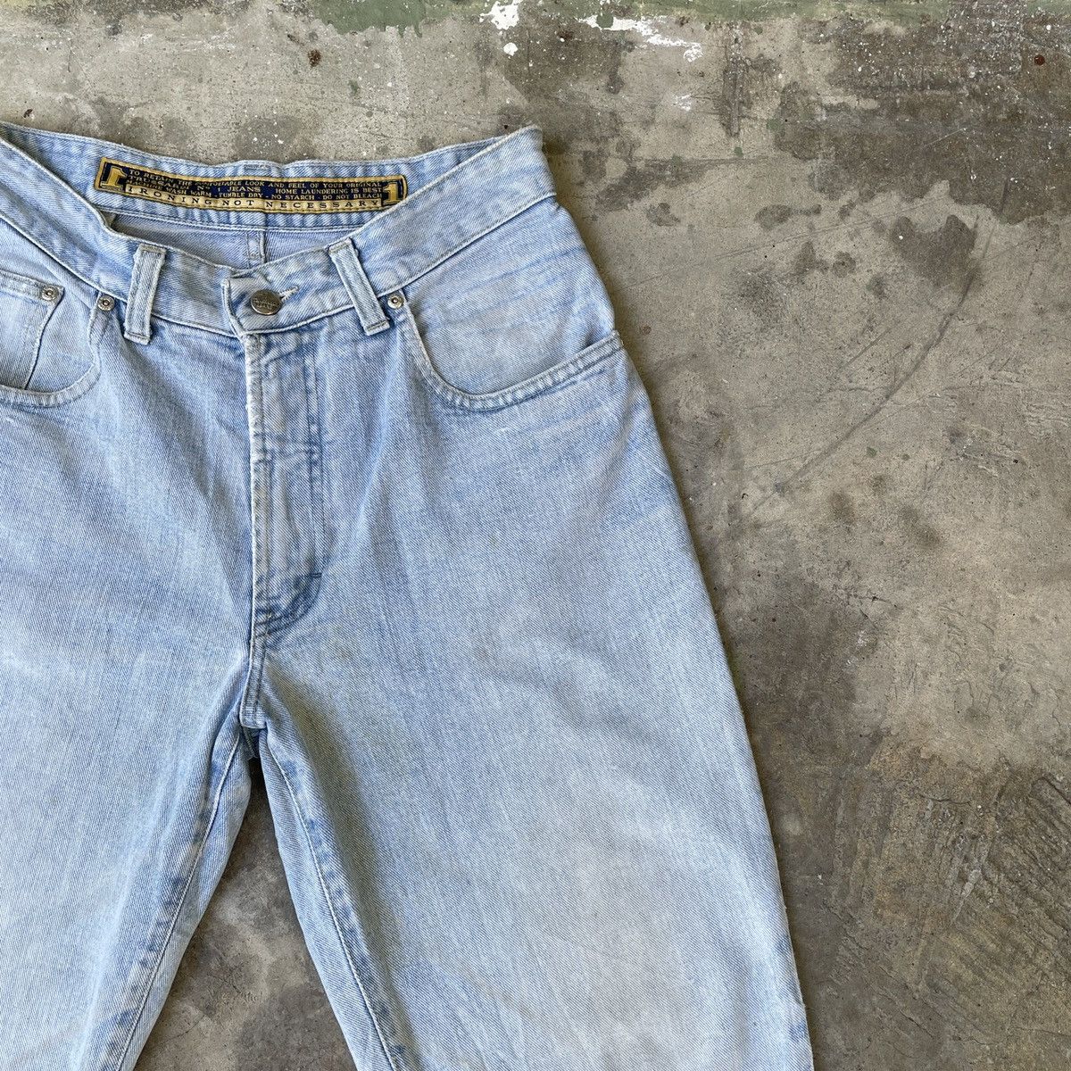 Trussardi Vintage Trussardi Jeans 28x30.5 Trussardi Denim Pants Size US 28 / EU 44 - 4 Thumbnail