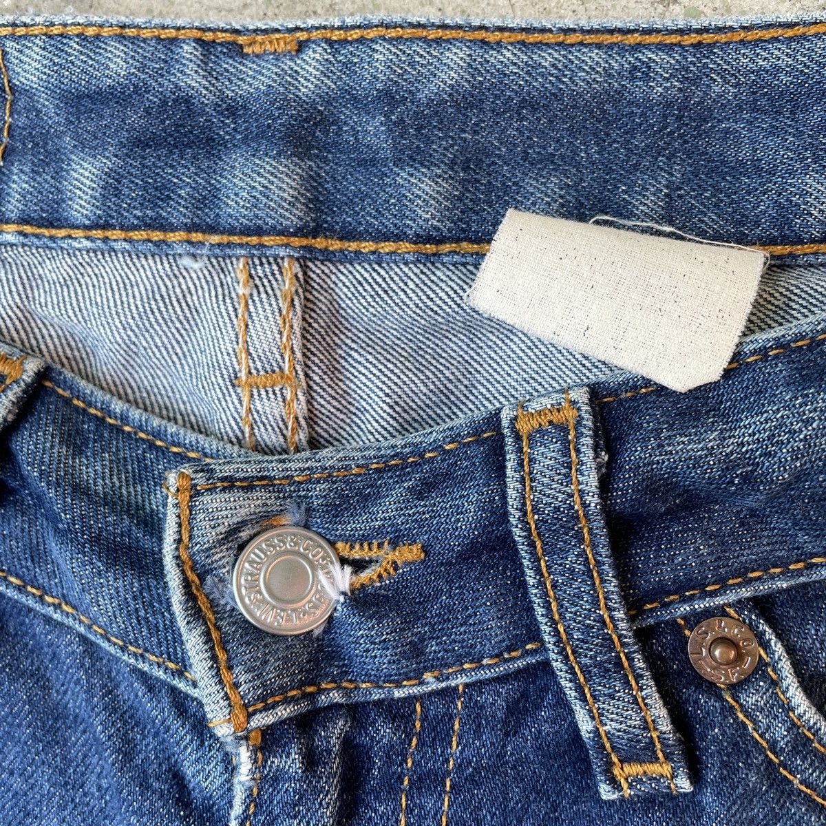 Levi's × Vintage Vintage Levi’s Jeans 29x32 Levi’s Flare Denim Pants Size US 29 - 6 Thumbnail