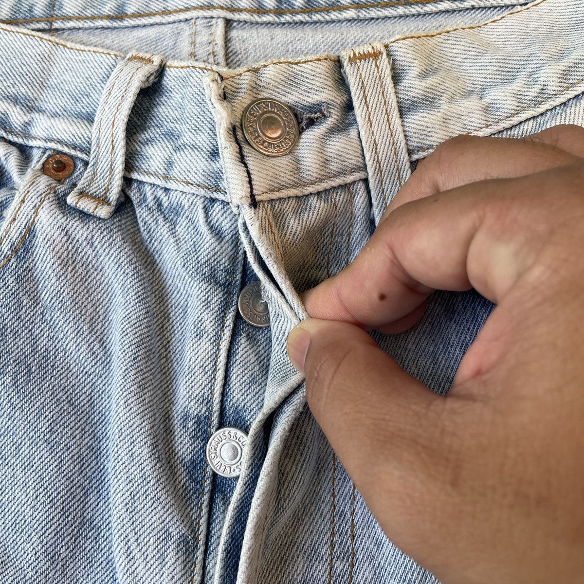 Levi's Vintage Clothing Vintage Levi’s 501 Jeans USA Wash Faded Denim Pants W27x28 Size US 27 - 6 Thumbnail