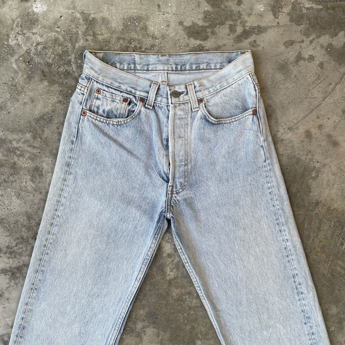 Levi's Vintage Clothing Vintage Levi’s 501 Jeans USA Wash Faded Denim Pants W27x28 Size US 27 - 2 Thumbnail