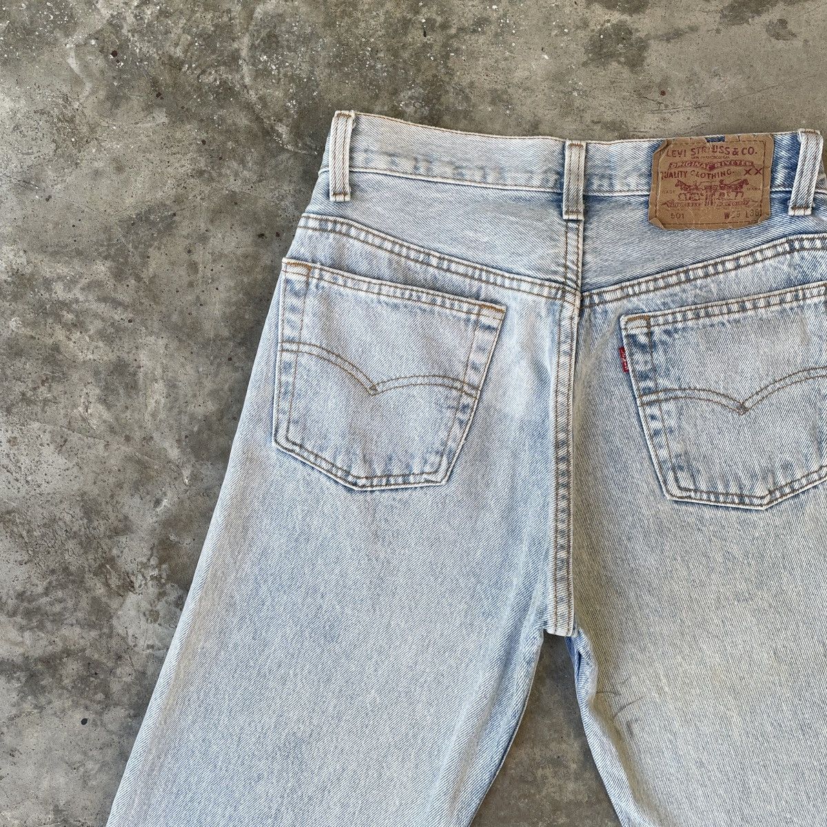 Levi's Vintage Clothing Vintage Levi’s 501 Jeans USA Wash Faded Denim Pants W27x28 Size US 27 - 8 Thumbnail