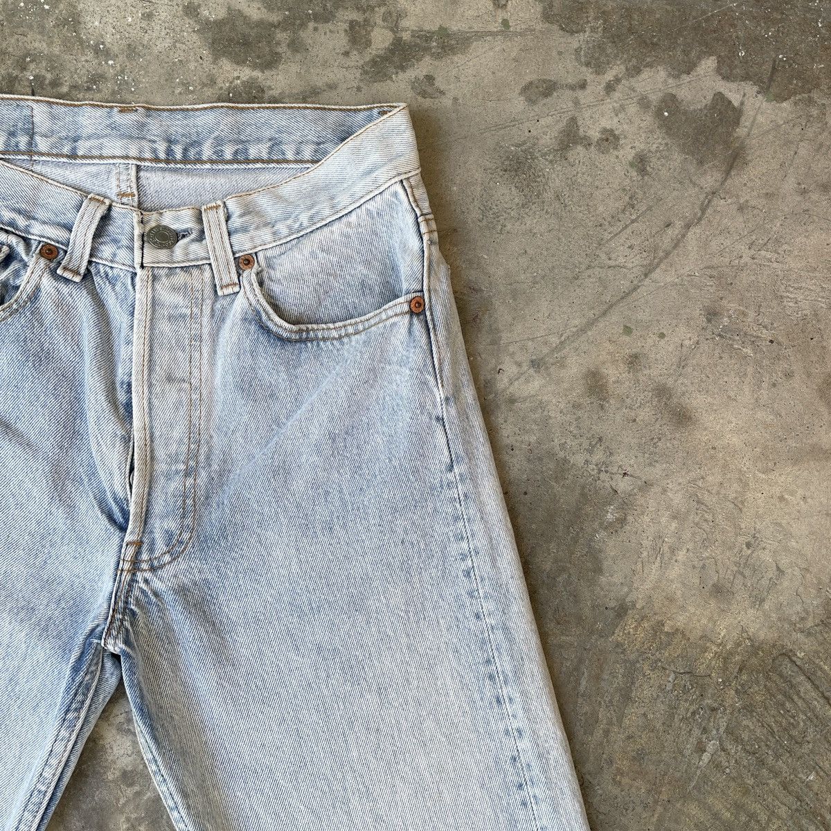 Levi's Vintage Clothing Vintage Levi’s 501 Jeans USA Wash Faded Denim Pants W27x28 Size US 27 - 4 Thumbnail
