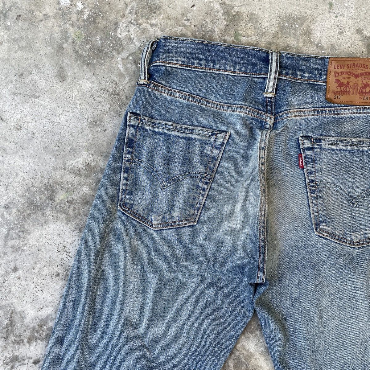 Levi's Vintage Clothing × Vintage Vtg Levi’s 513 Jeans 28x27 Levi’s 513 Distressed Denim Pants Size US 28 / EU 44 - 9 Thumbnail