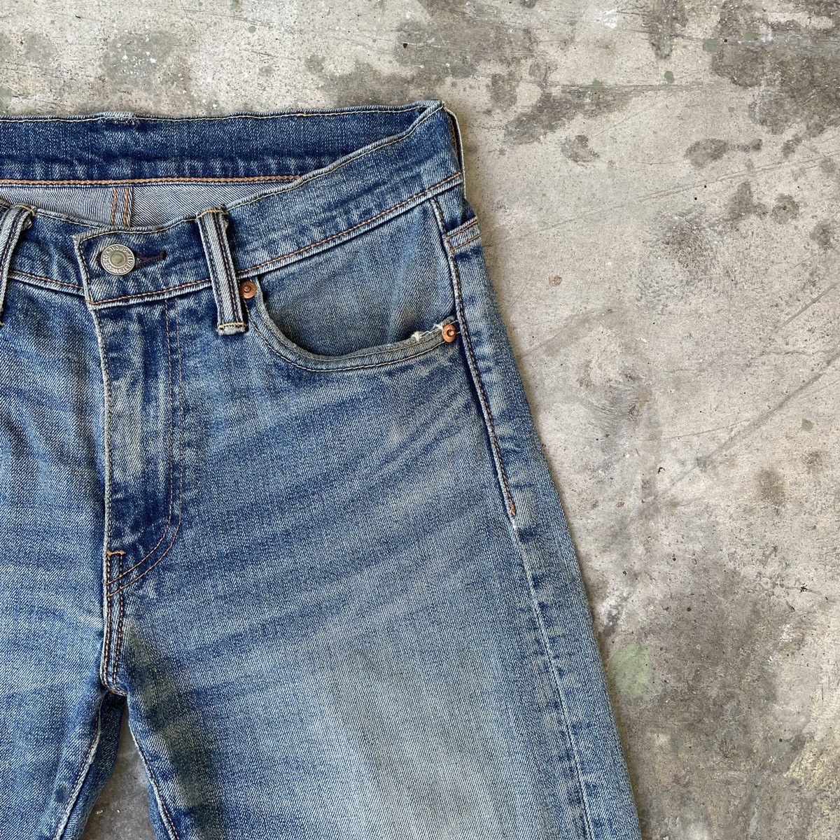 Levi's Vintage Clothing × Vintage Vtg Levi’s 513 Jeans 28x27 Levi’s 513 Distressed Denim Pants Size US 28 / EU 44 - 4 Thumbnail