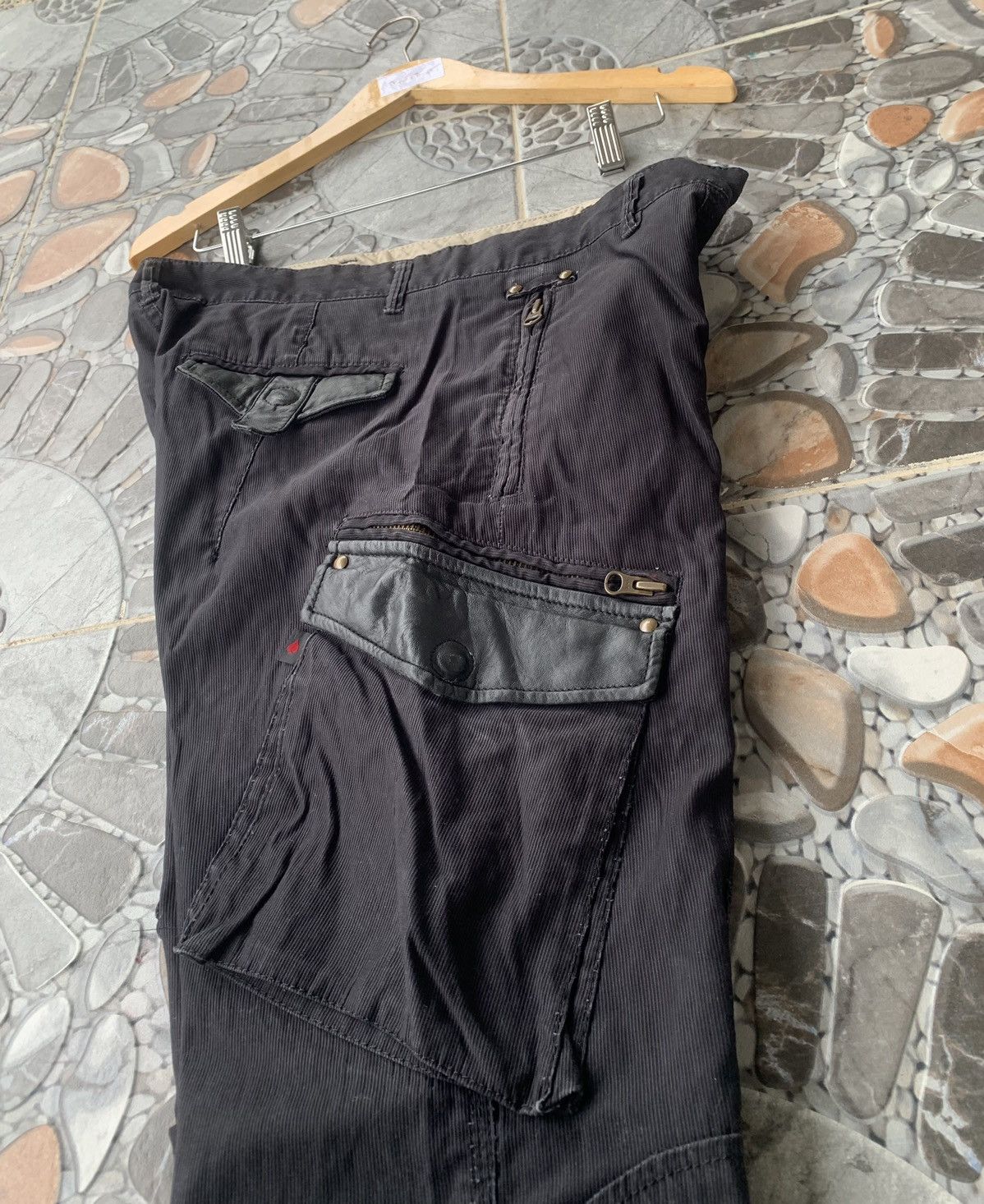 If Six Was Nine × Japanese Brand × Le Grande Bleu (L.G.B.) 291295 Homme Japan Cargo Pants Size US 32 / EU 48 - 12 Thumbnail