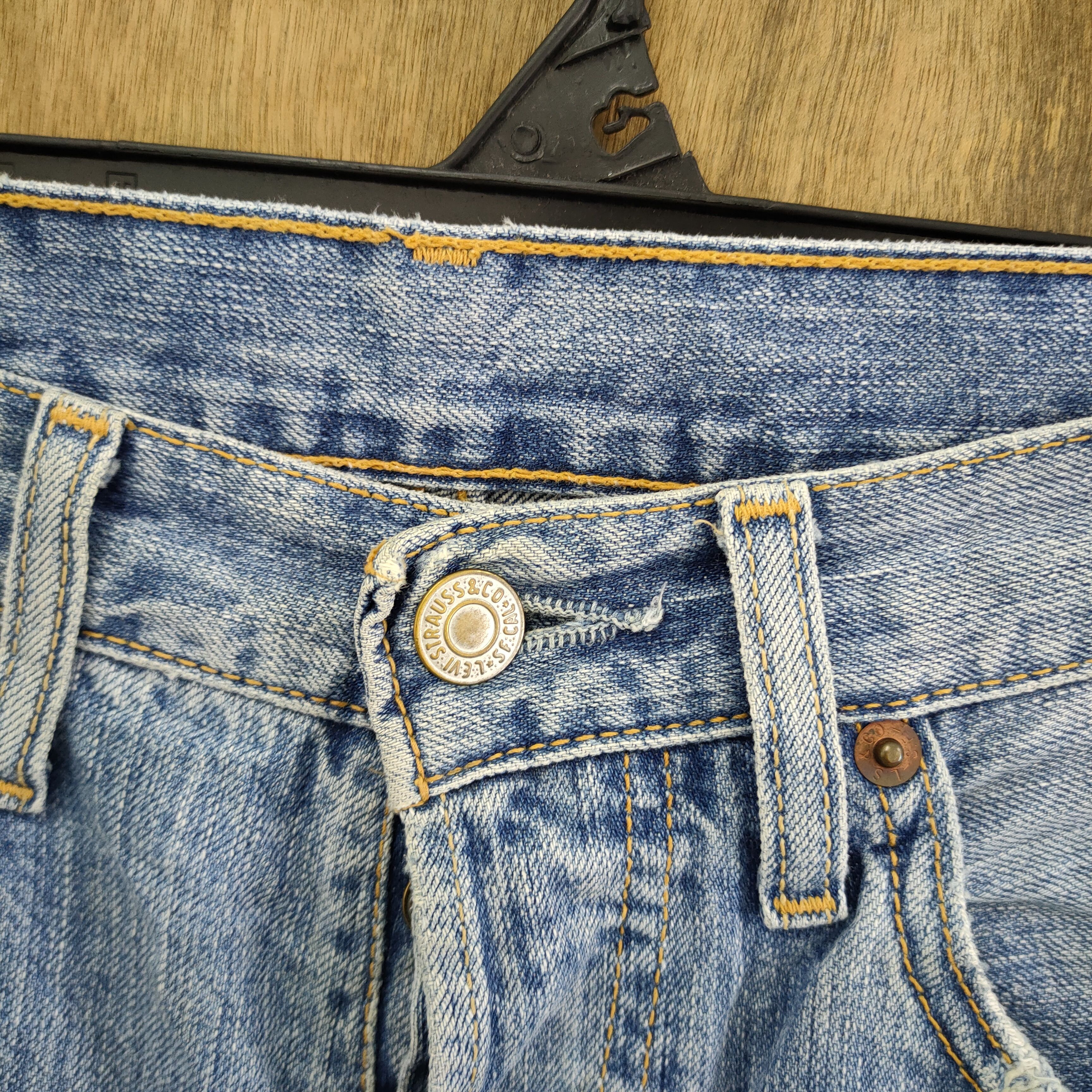 Jean × Levi's × Vintage VINTAGE LEVI'S 501 BUTTON FLY BLUE JEANS PANTS Size US 29 - 8 Thumbnail