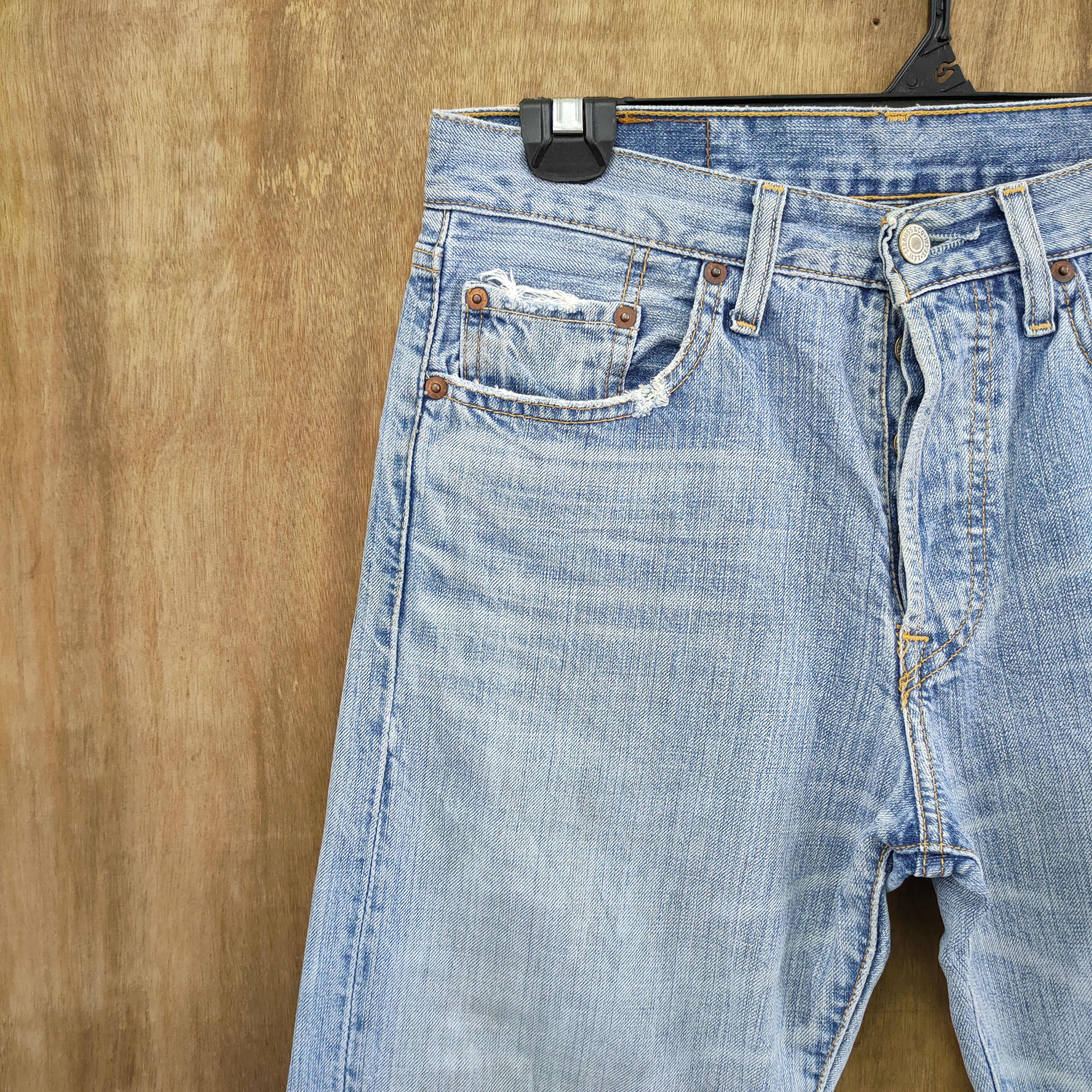 Jean × Levi's × Vintage VINTAGE LEVI'S 501 BUTTON FLY BLUE JEANS PANTS Size US 29 - 7 Thumbnail